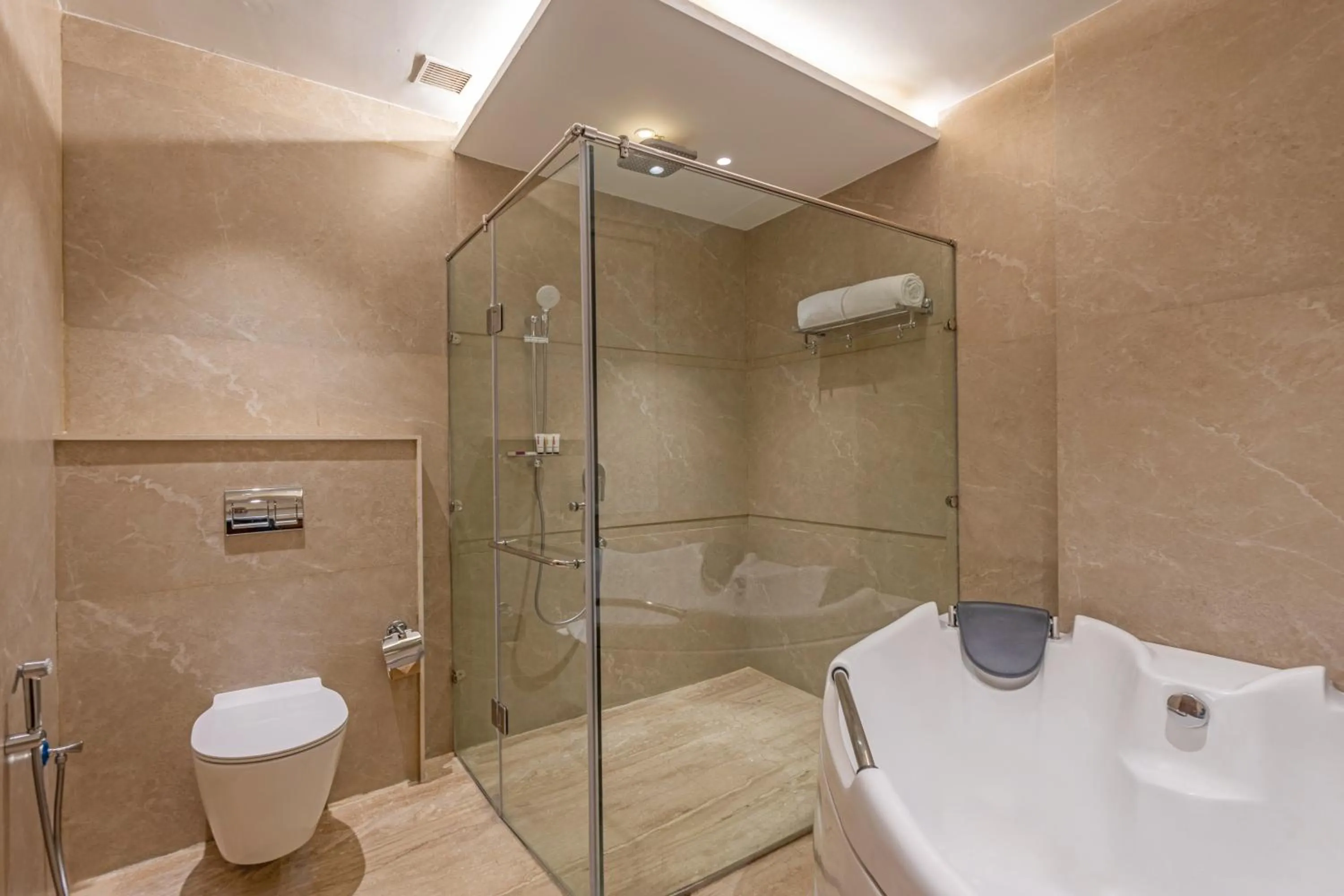 Bathroom in Sterling Borderland Amritsar