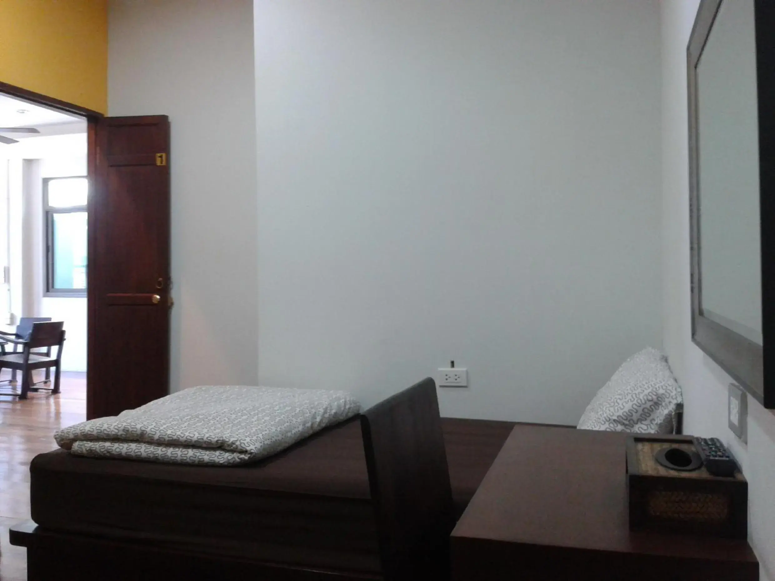 Superior Twin Room in Phuket Sunny Hostel Superior Twin Room in Phuket Sunny Hostel