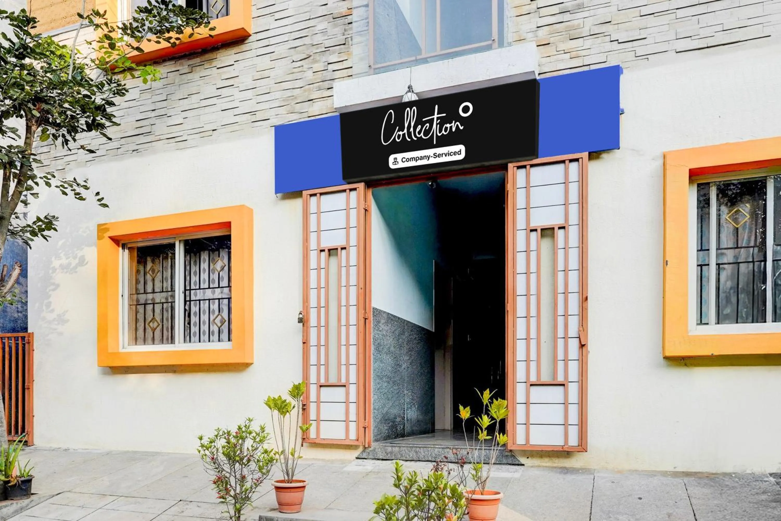 Facade/entrance in Collection O Uttarahalli