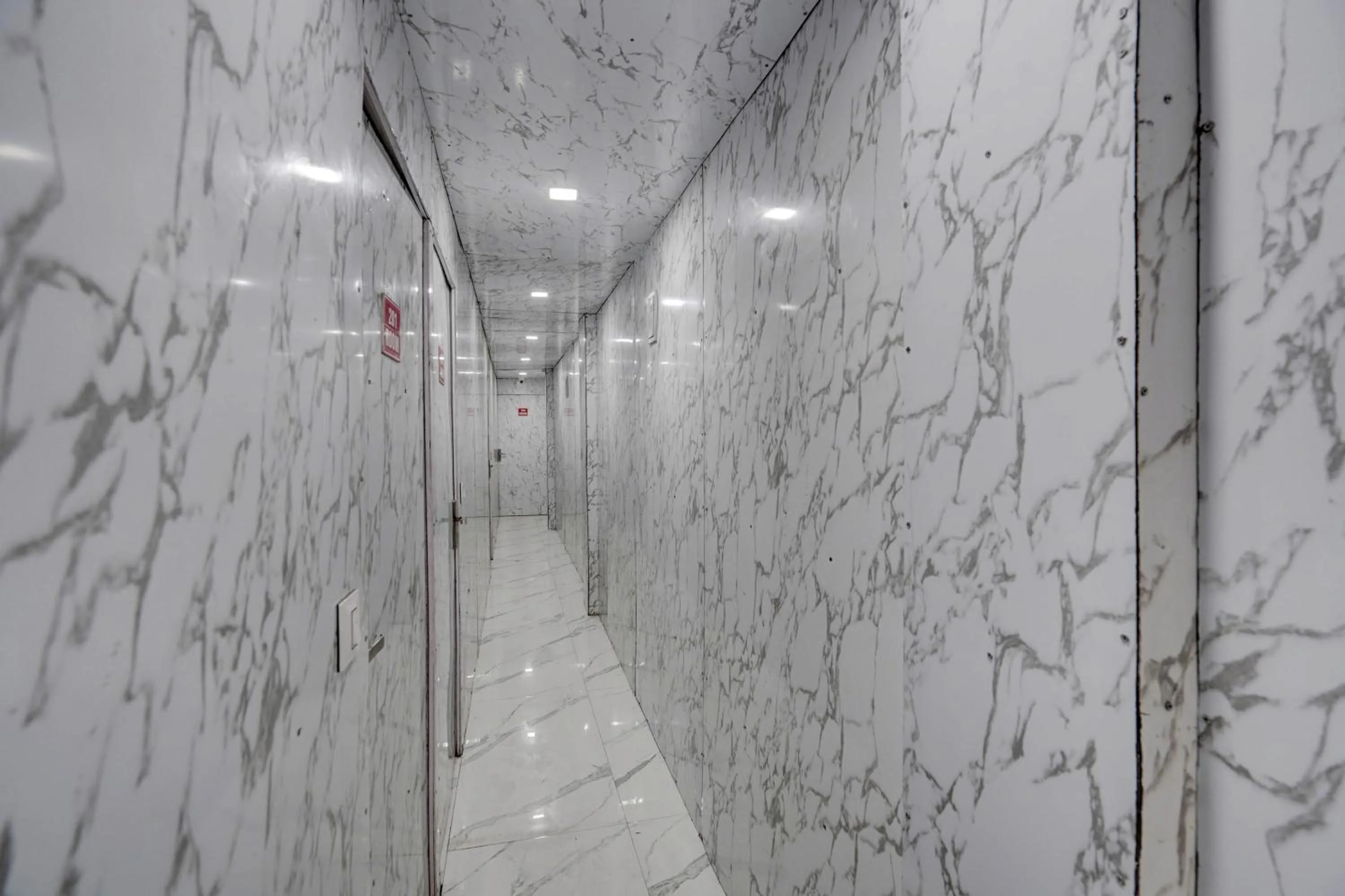 Lobby or reception in Hotel O POP A Happy Hours Plaza