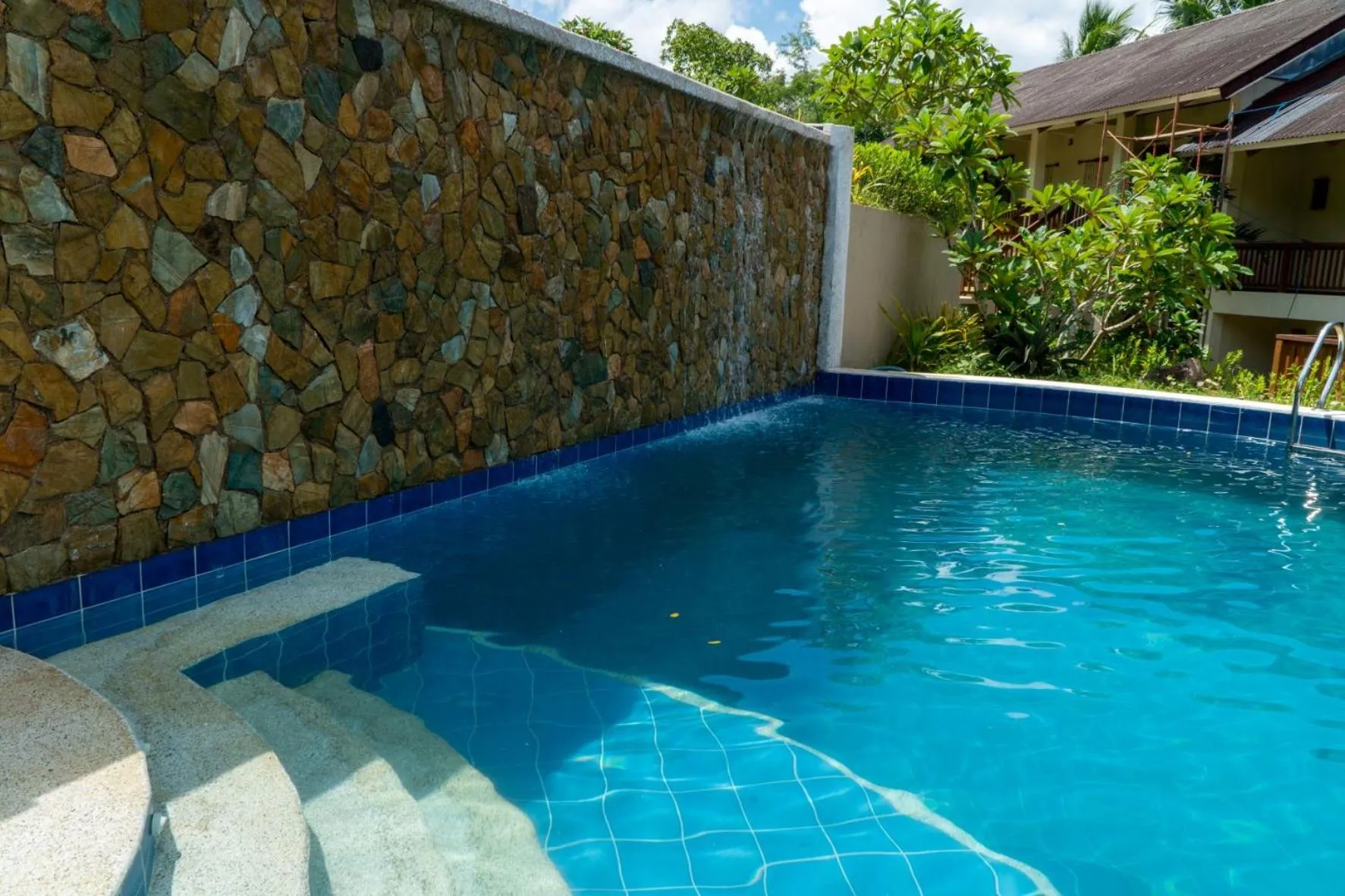 Swimming pool in Asia Grand View Hotel