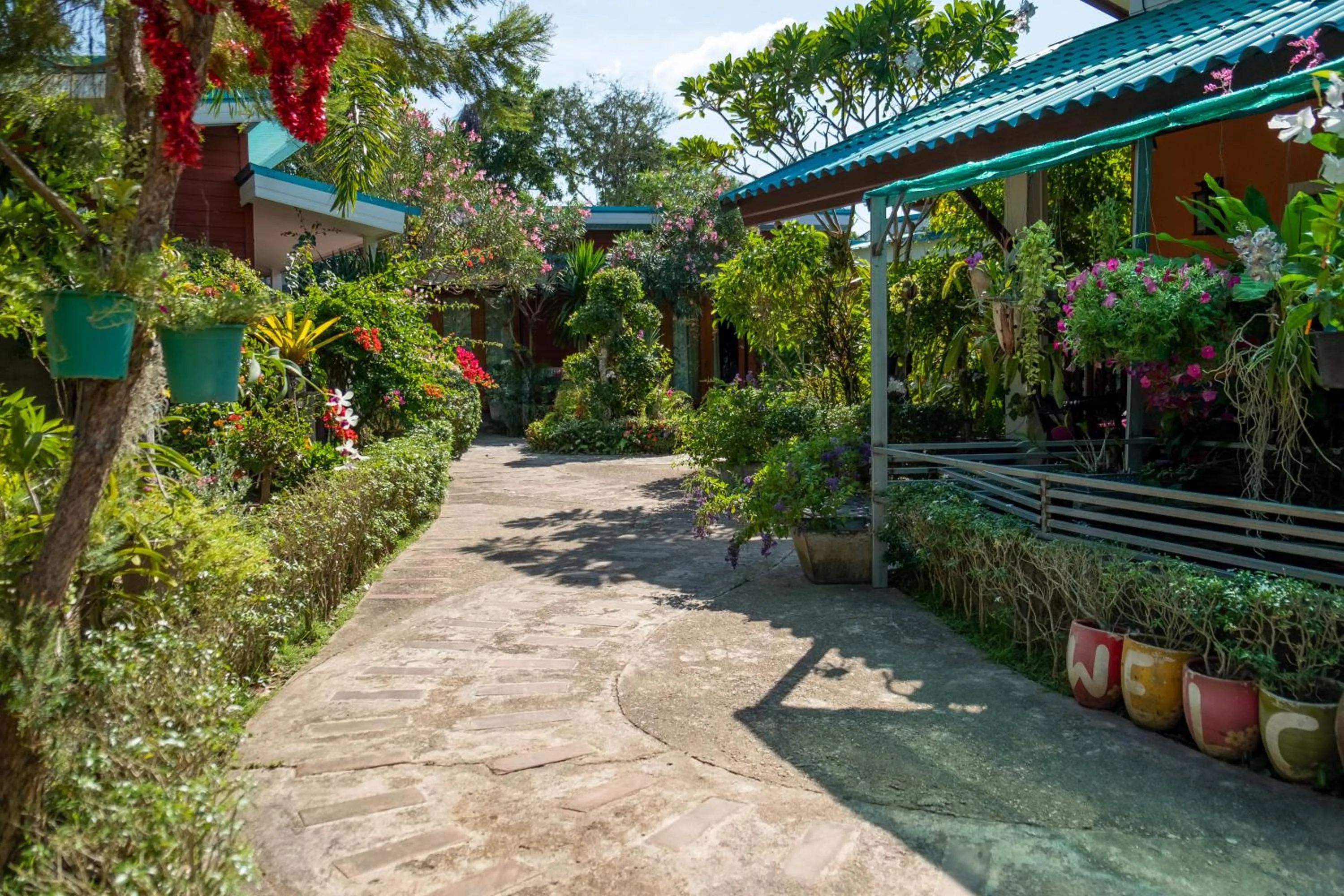 Property building in Thai Smile Bungalows