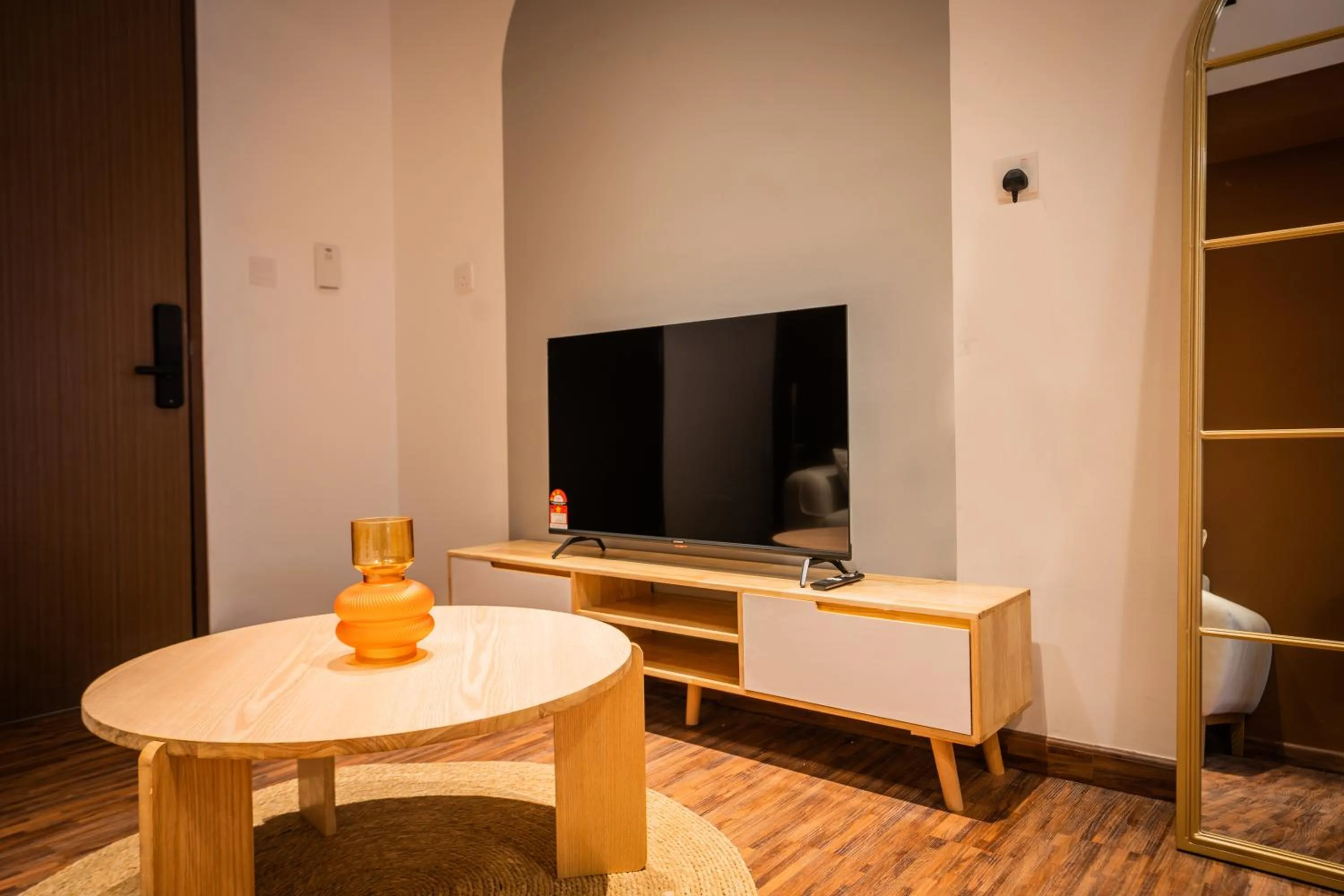 TV and multimedia in K Avenue by Pinstay