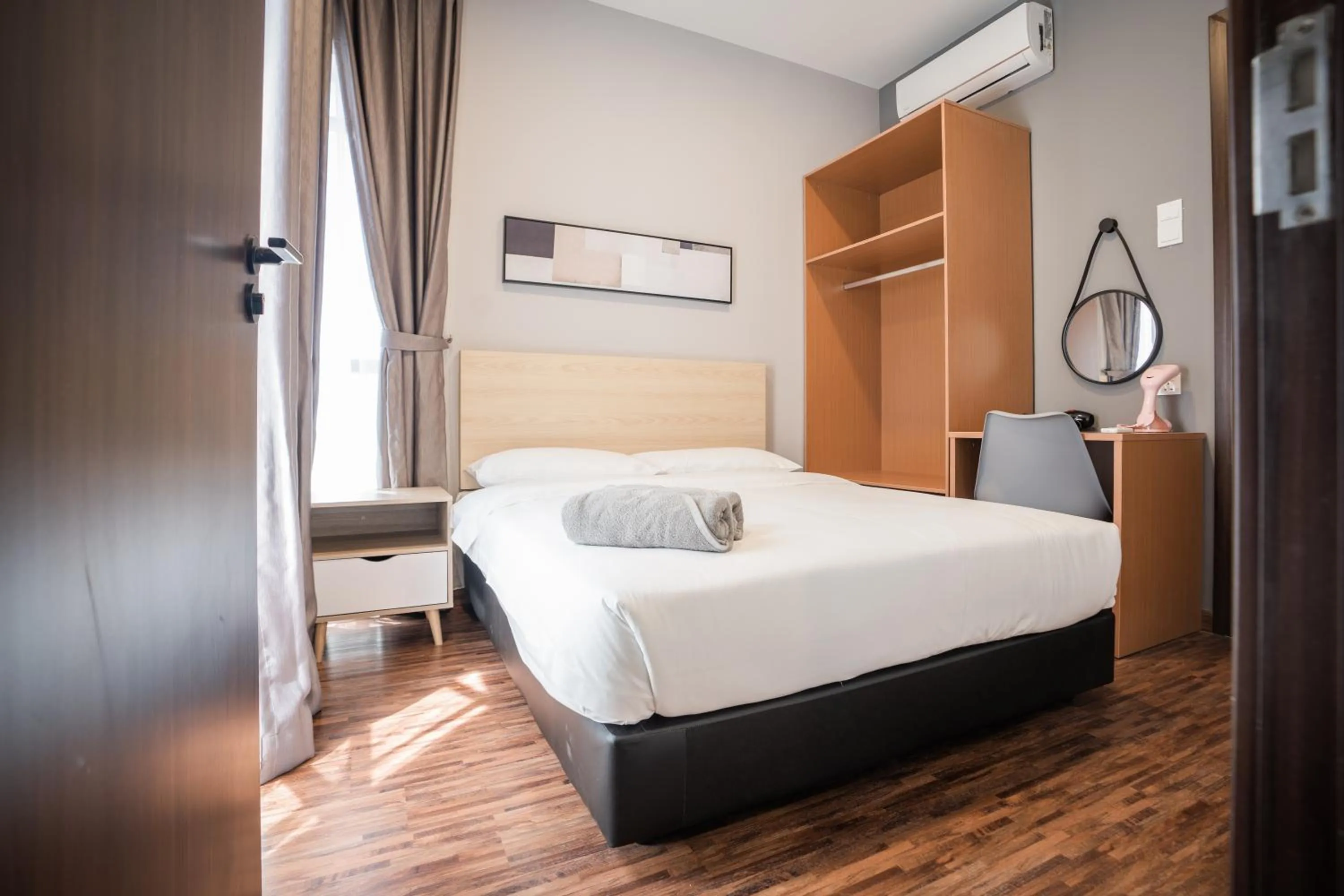 Bed in K Avenue by Pinstay