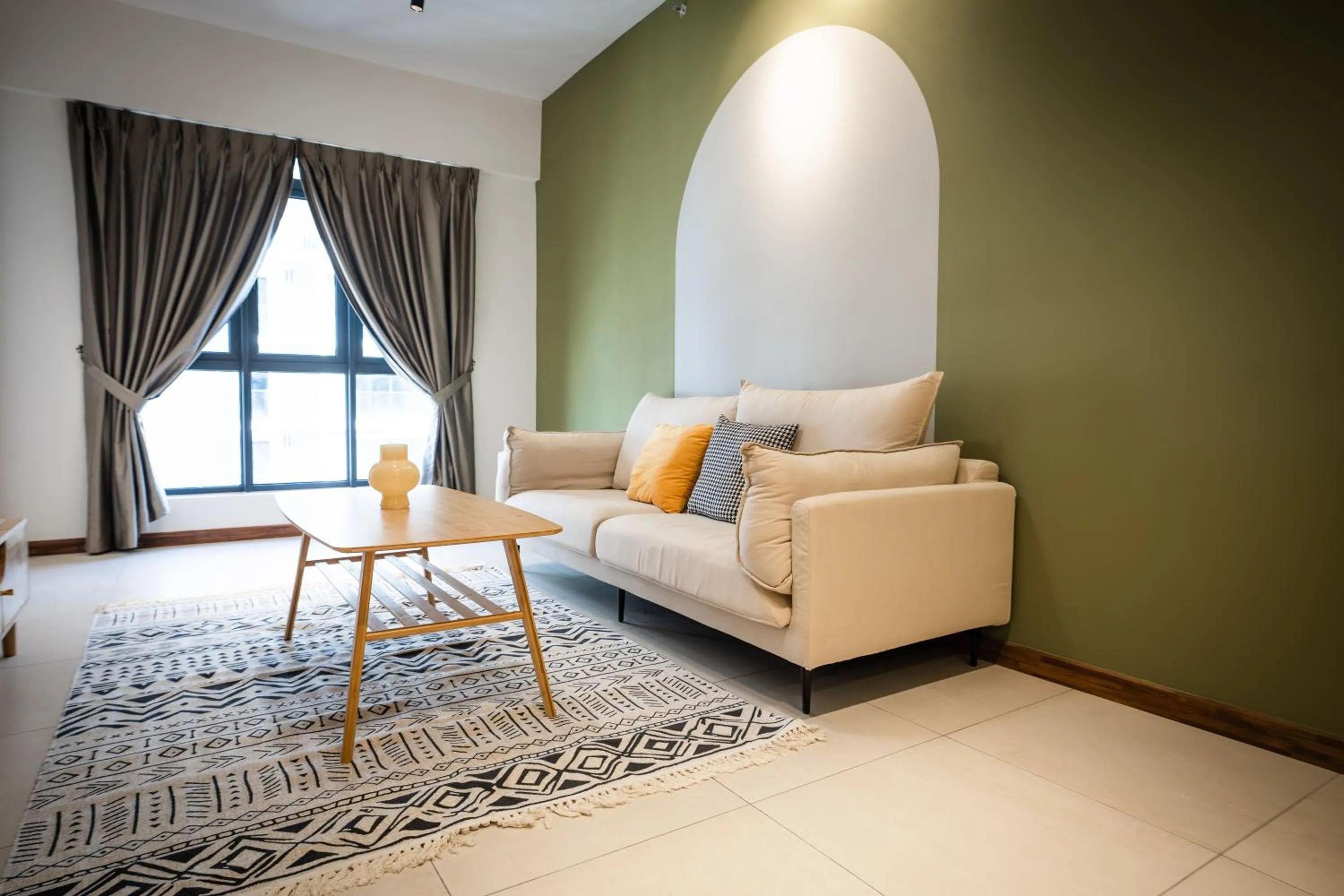 Living room in K Avenue by Pinstay