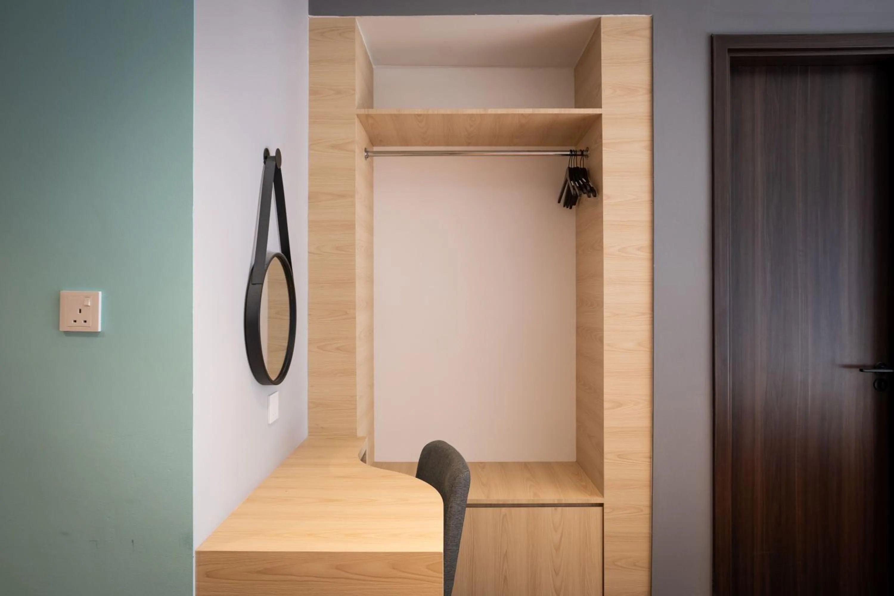 wardrobe in K Avenue by Pinstay