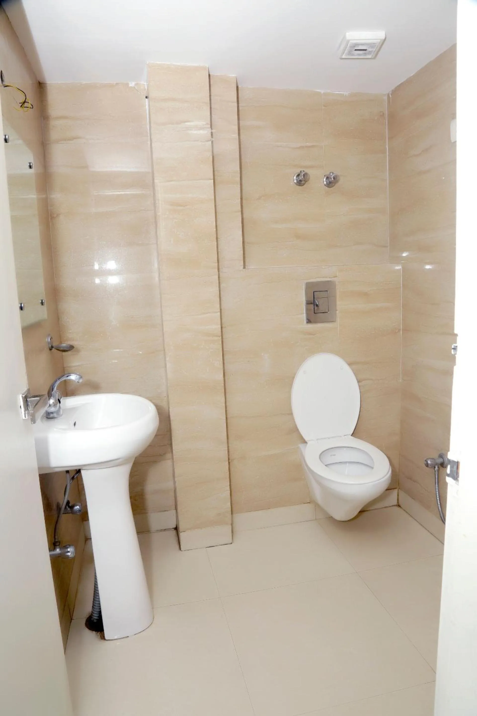 Shower in Hotel Heritage Home