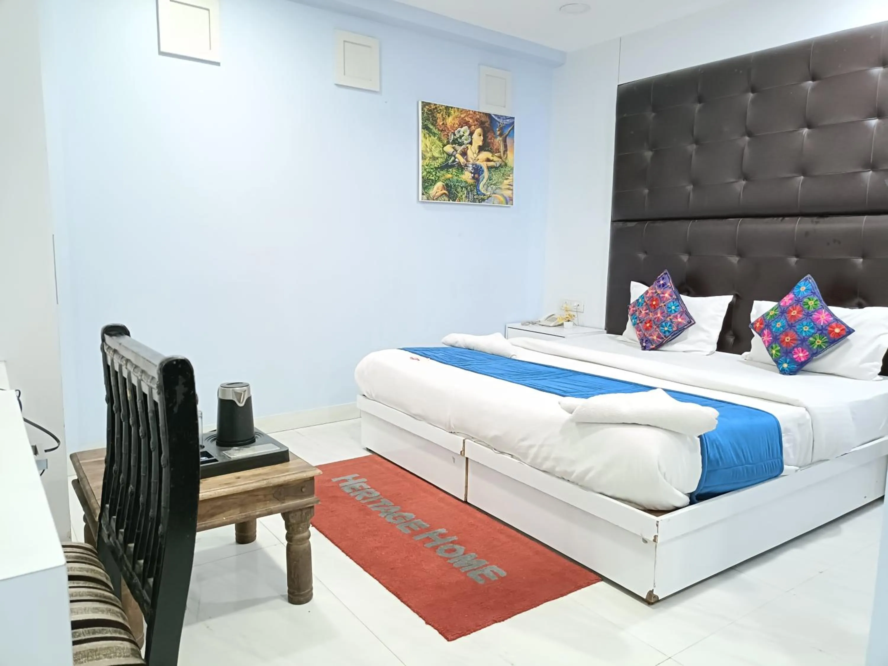 Bed in Hotel Heritage Home