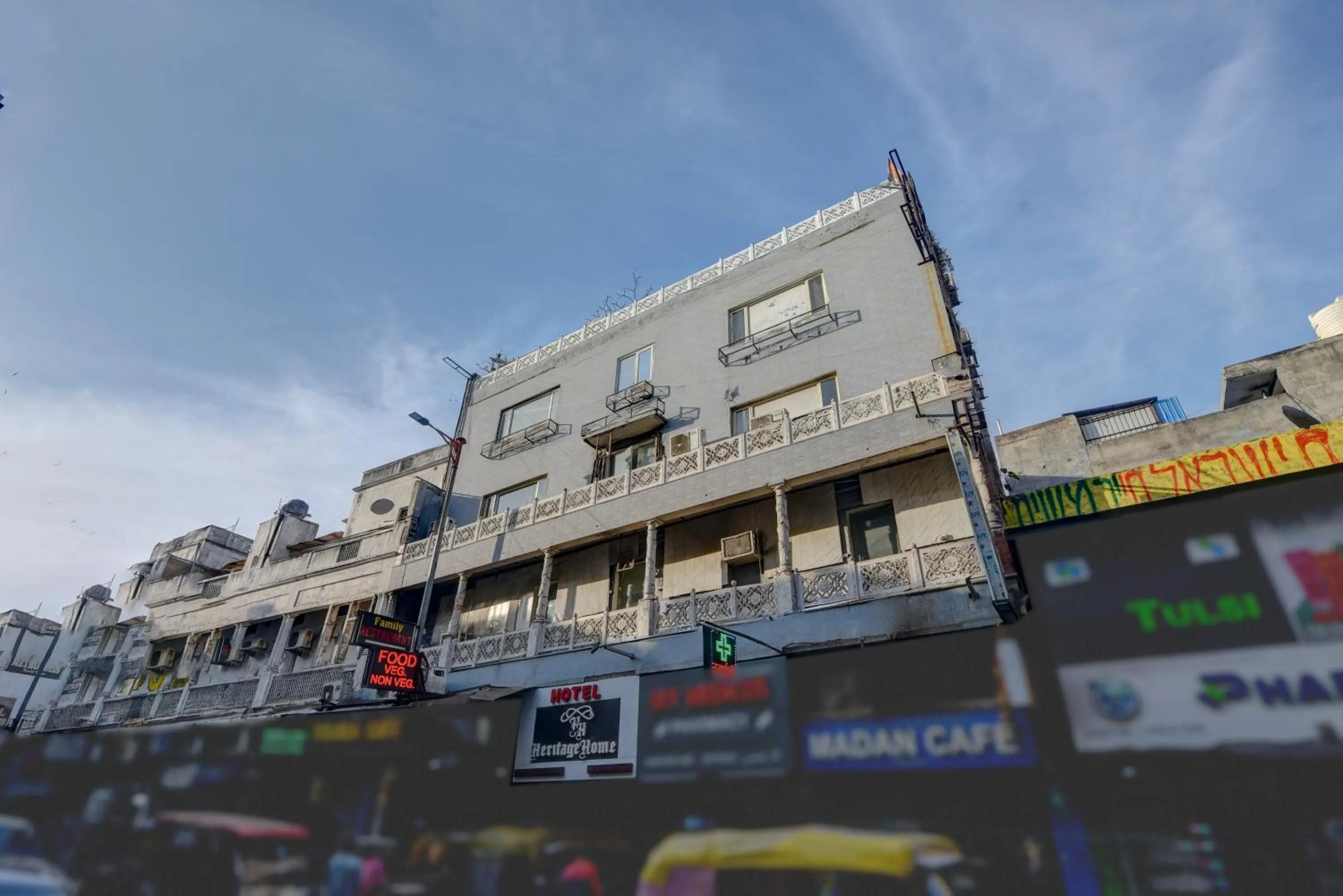 Property building in Hotel Heritage Home -3 Mins Walk from Metro And 5 Mins from Rail Station