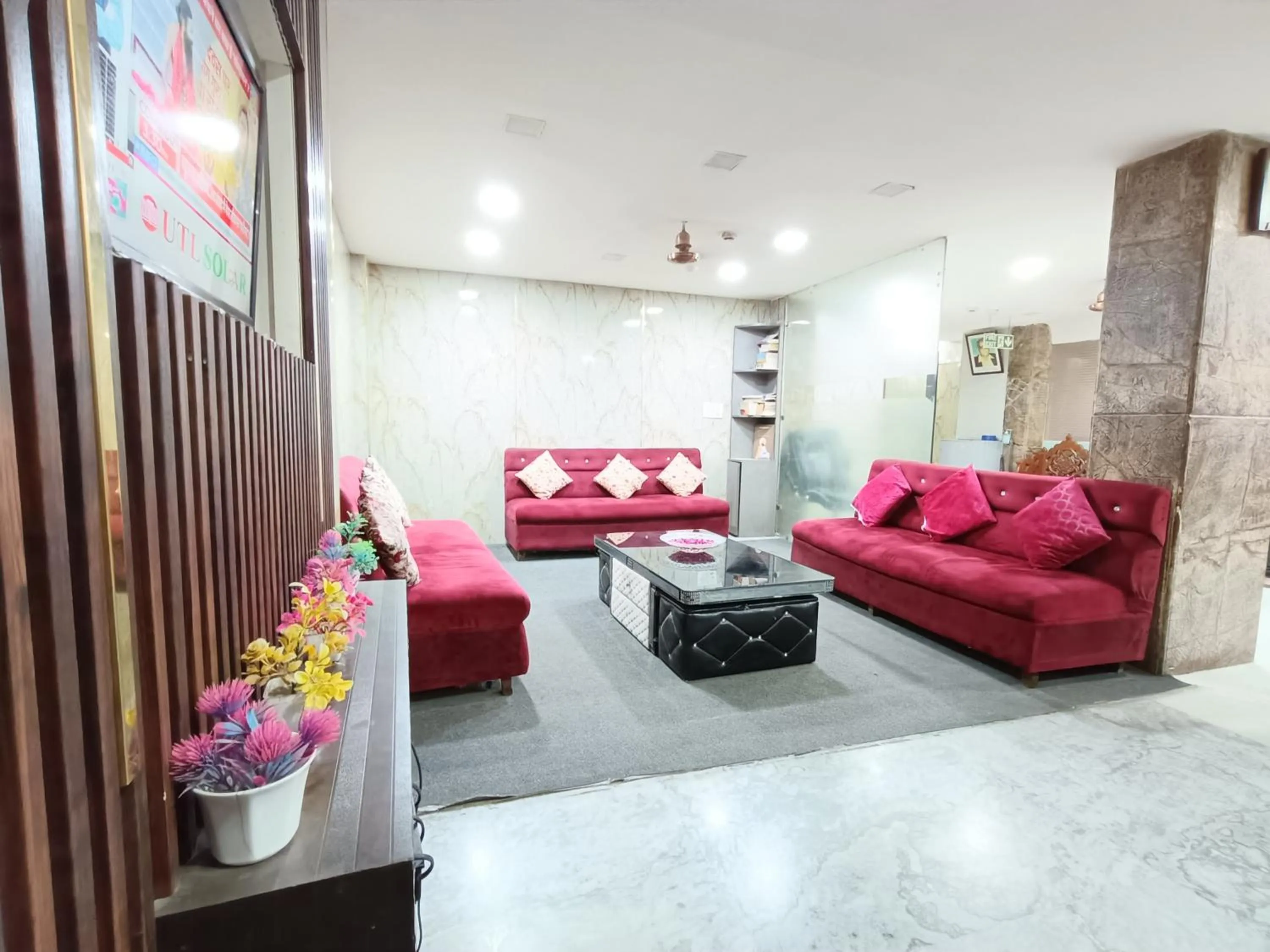 TV and multimedia in Hotel Heritage Home