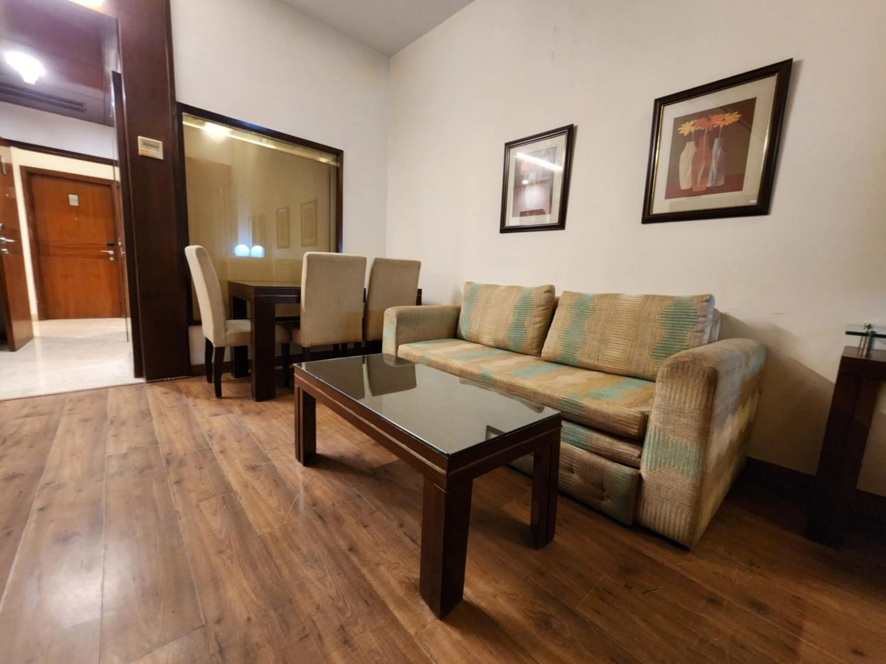 Hotel Royal Ark - Kasauli