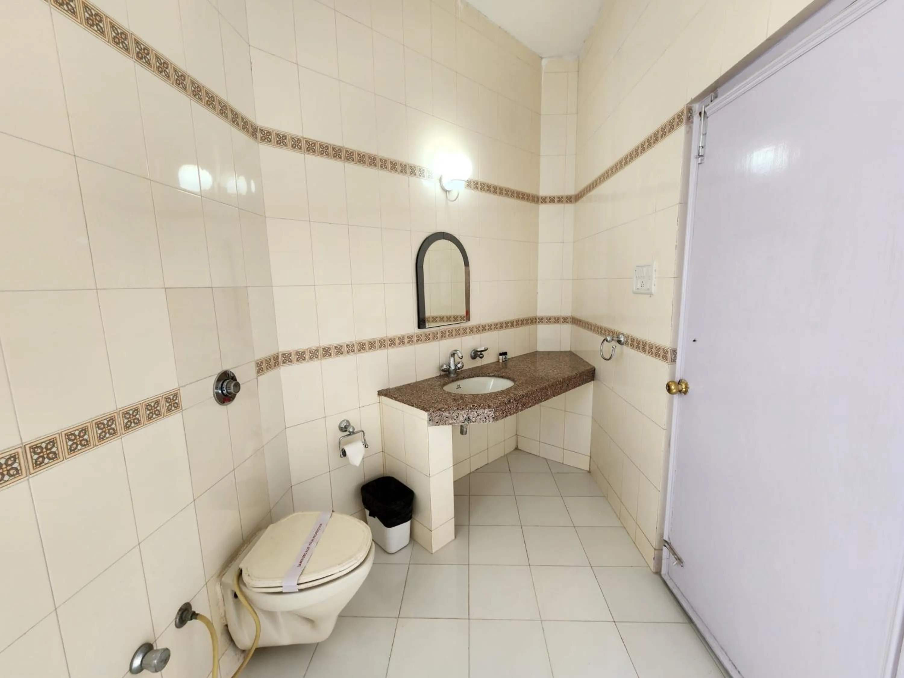 Hotel Royal Ark - Kasauli