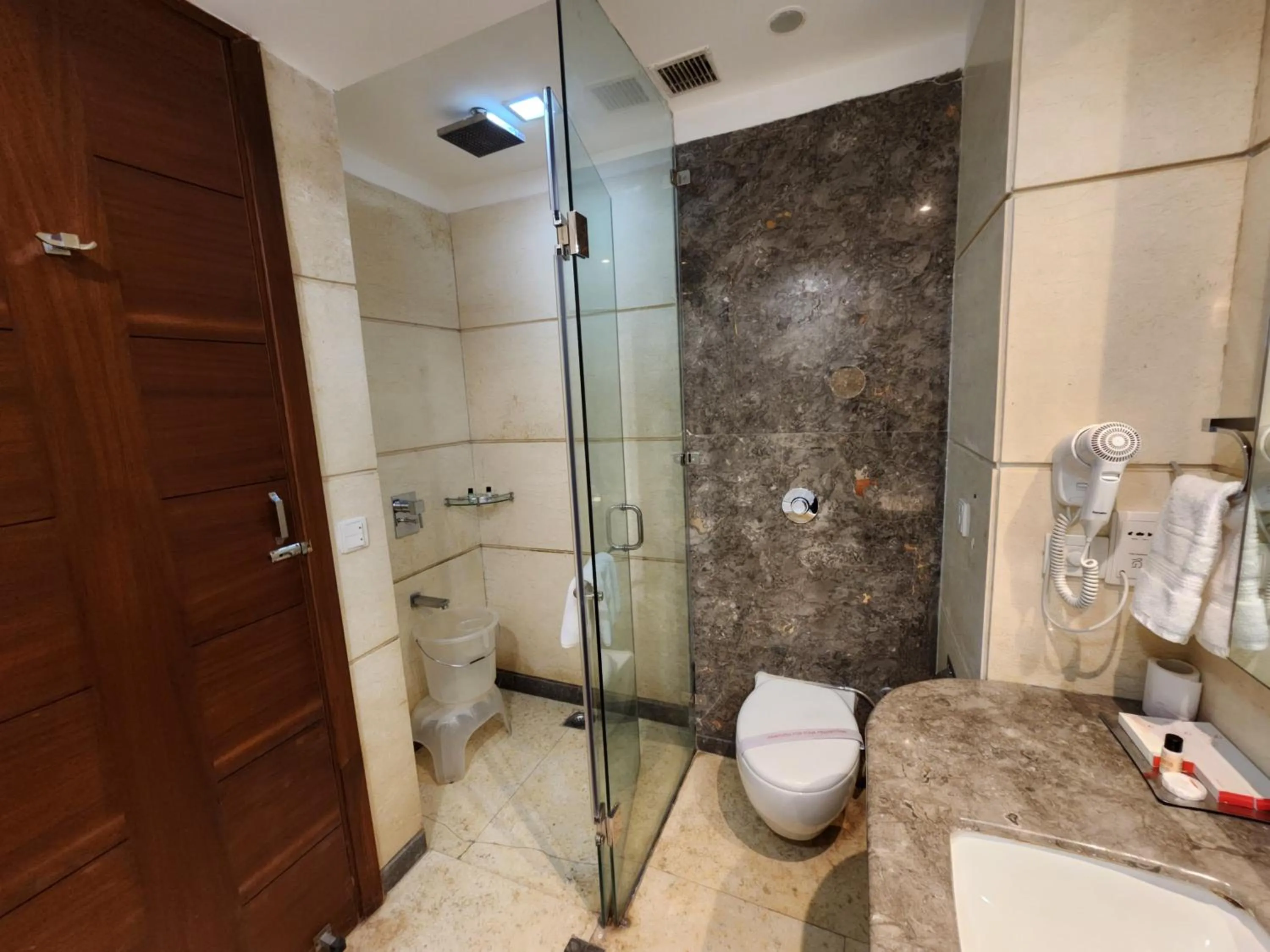 Hotel Royal Ark - Kasauli