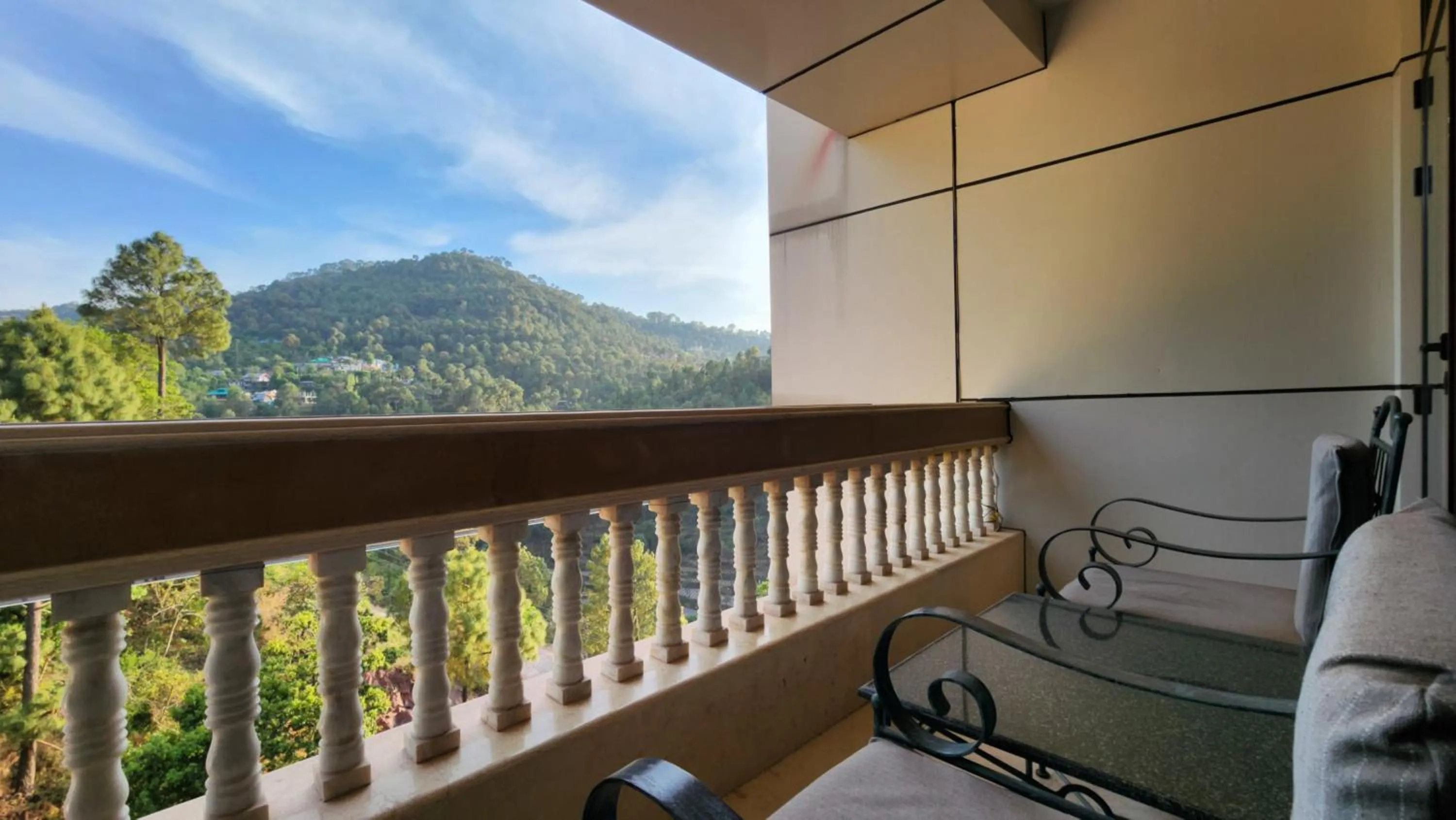 Hotel Royal Ark - Kasauli