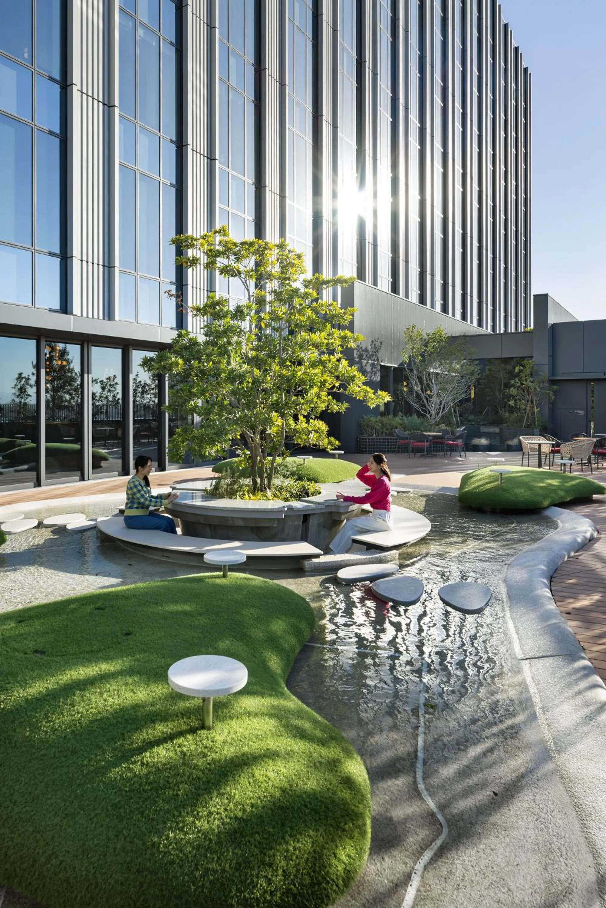 Balcony/Terrace in OMO5 Tokyo Gotanda by Hoshino Resorts