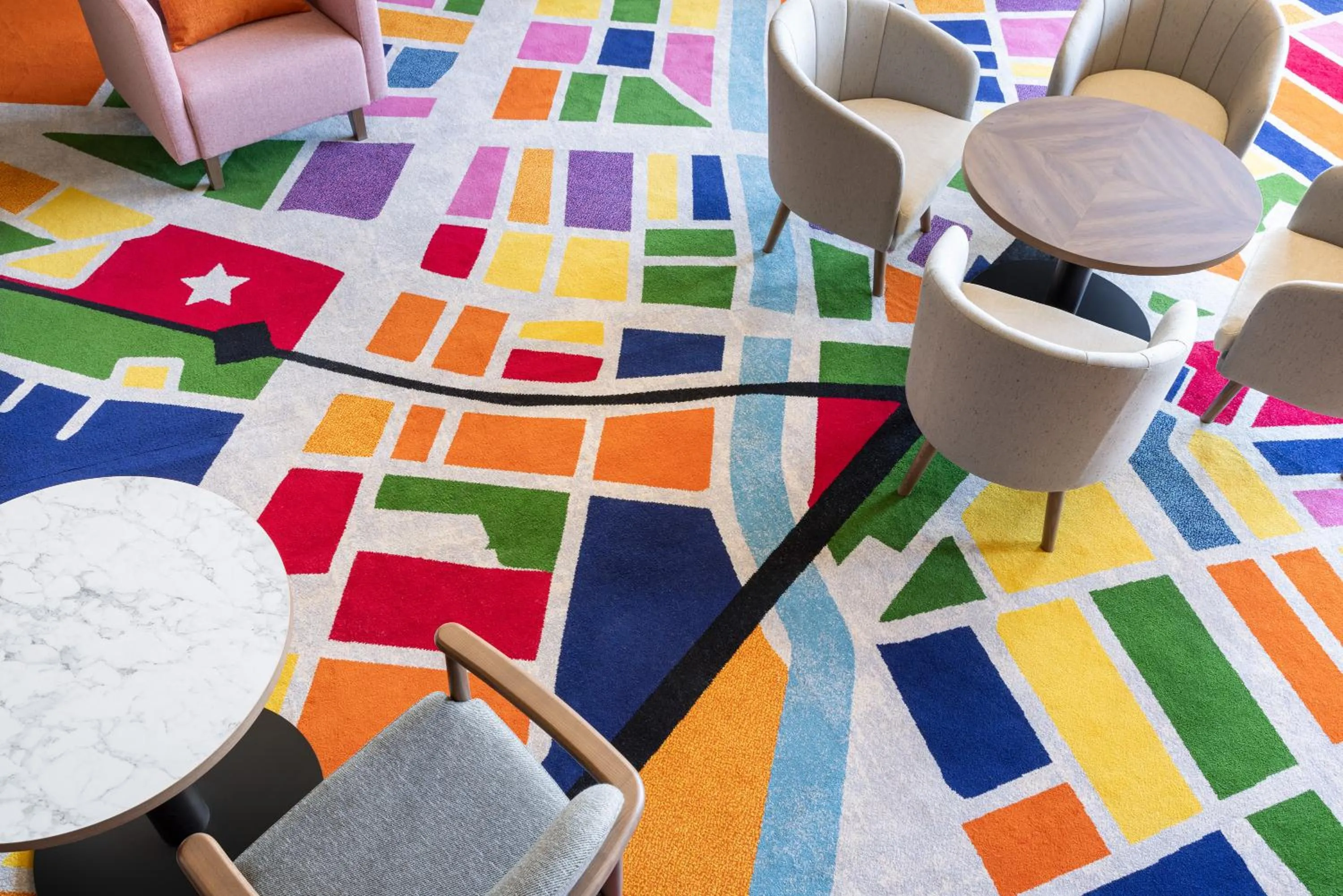 Lounge or bar in OMO5 Tokyo Gotanda by Hoshino Resorts