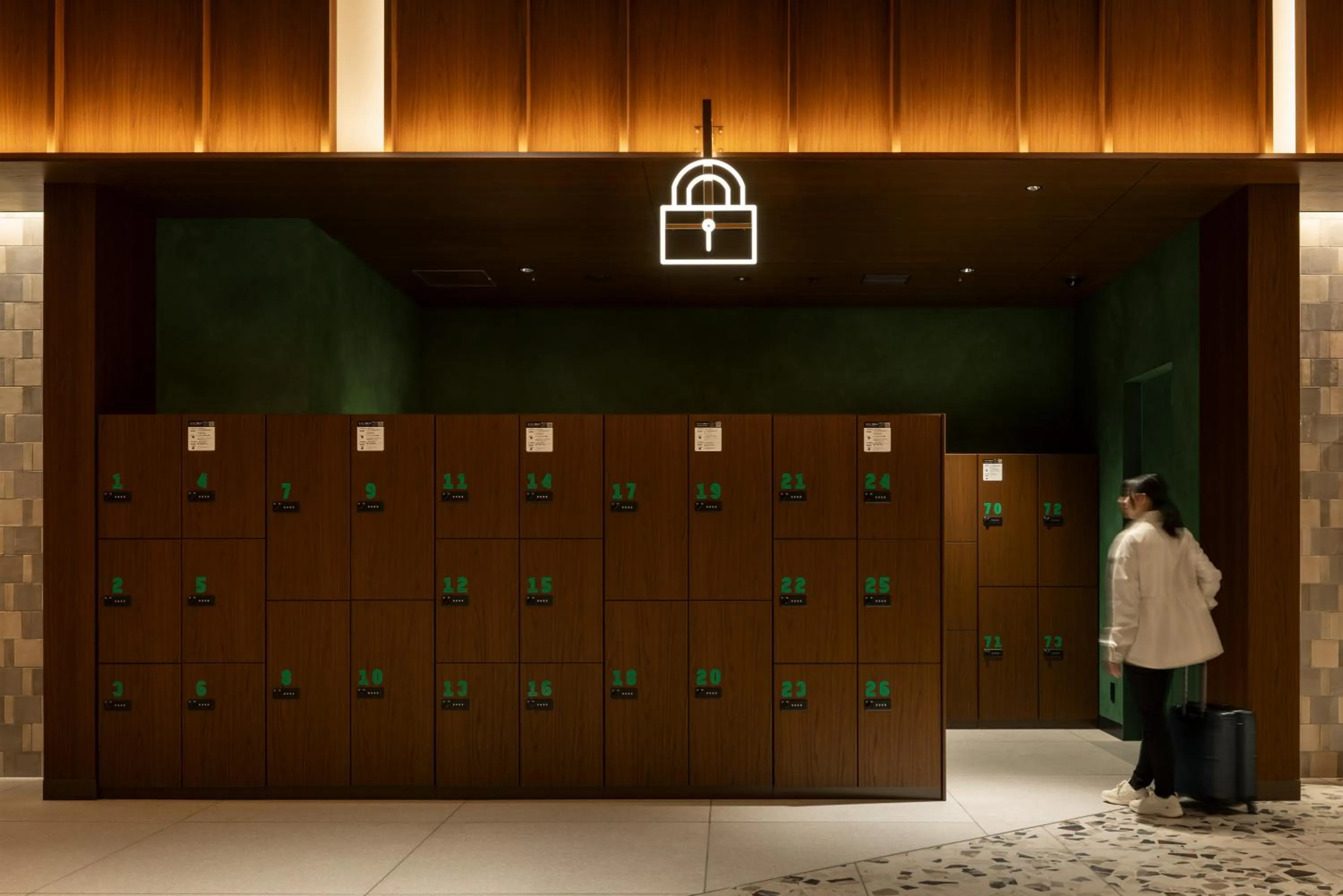 microwave in OMO5 Tokyo Gotanda by Hoshino Resorts