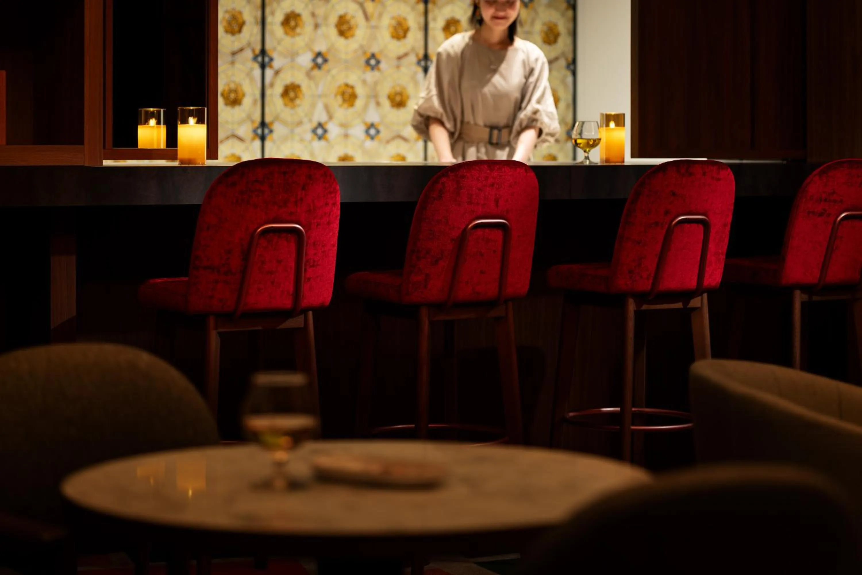 Lounge or bar in OMO5 Tokyo Gotanda by Hoshino Resorts