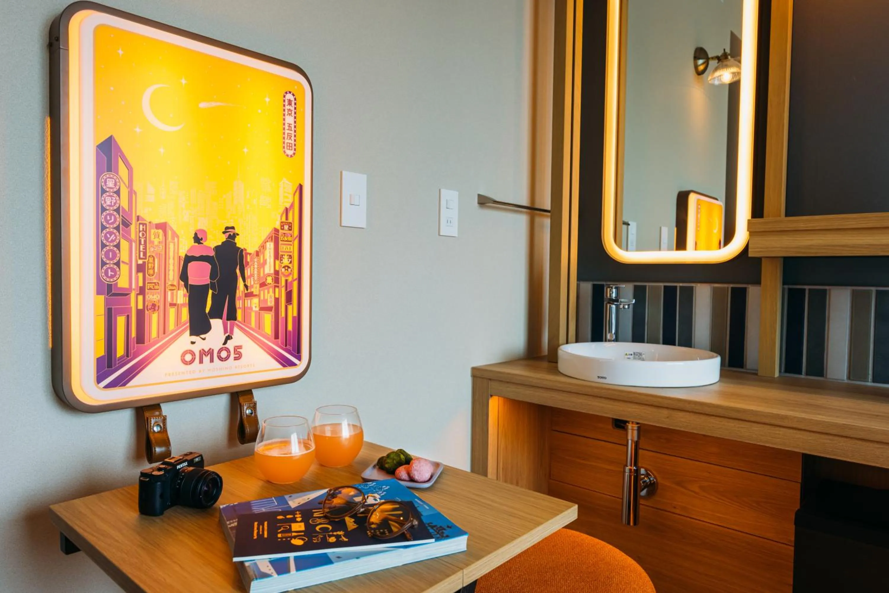 Photo of the whole room in OMO5 Tokyo Gotanda by Hoshino Resorts