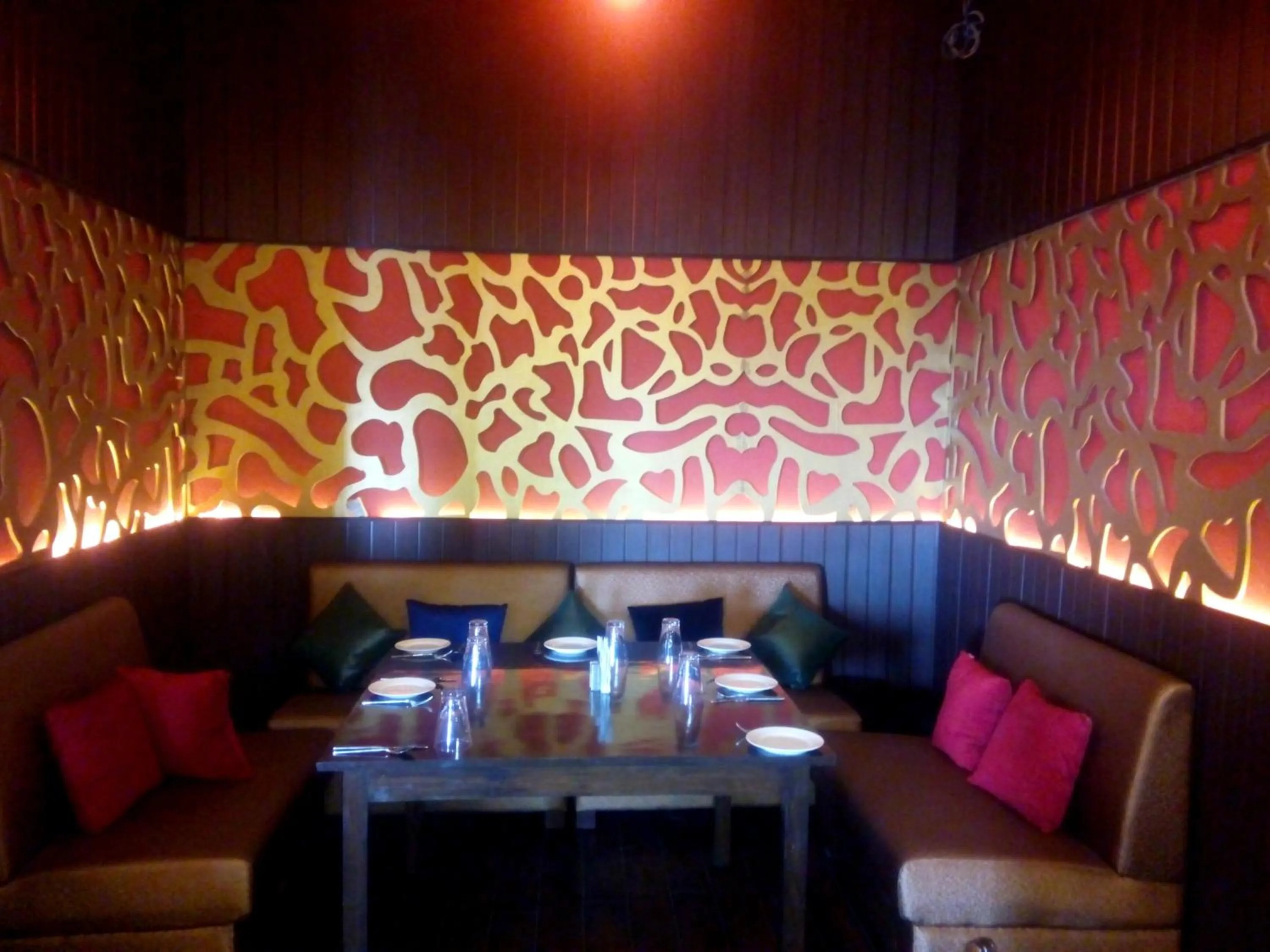 Restaurant/places to eat in Woodsmoke Retreat