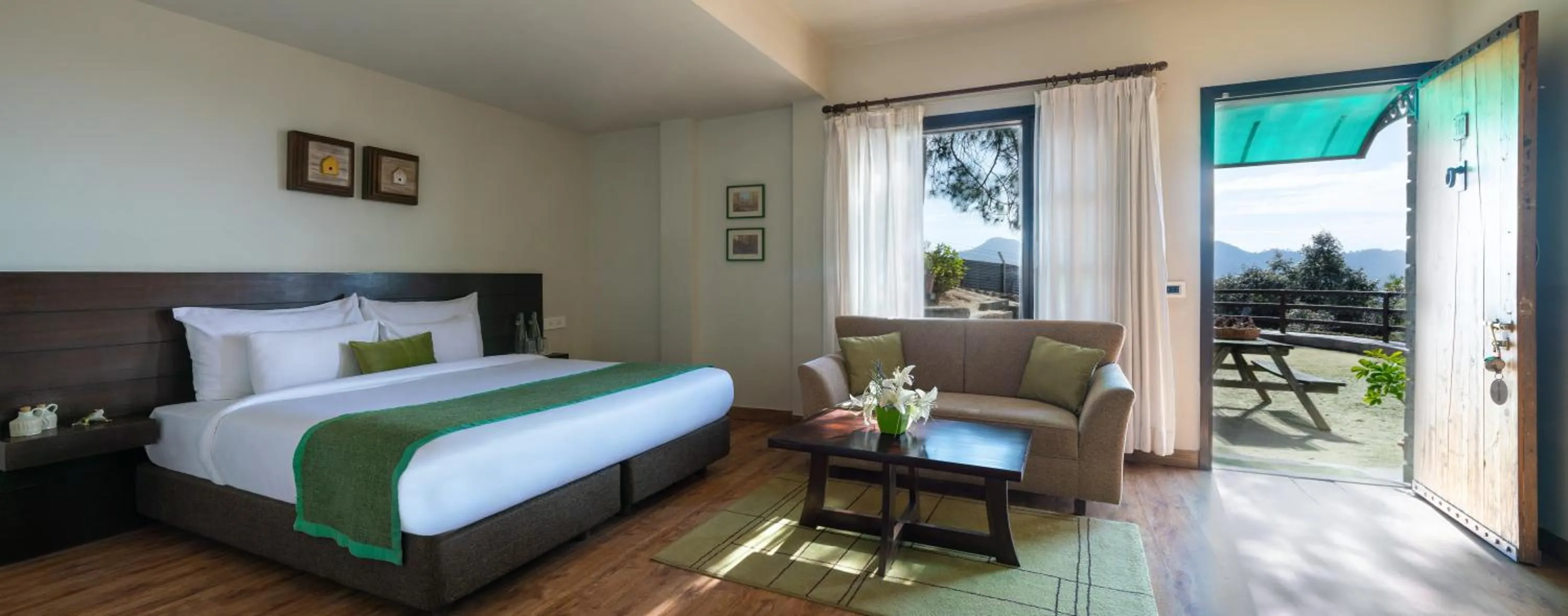 Bedroom in Woodsmoke Retreat