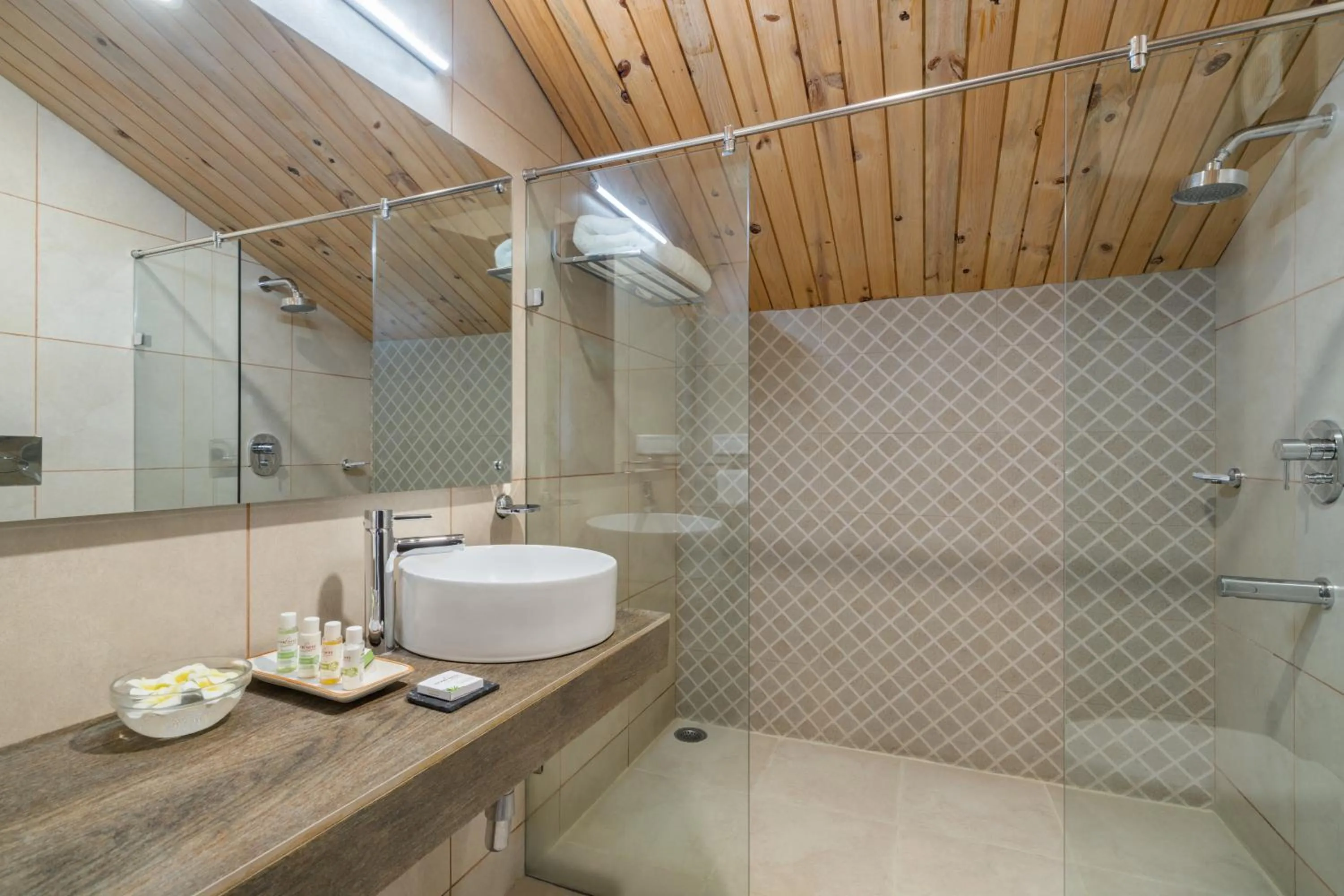 Bathroom in Woodsmoke Retreat
