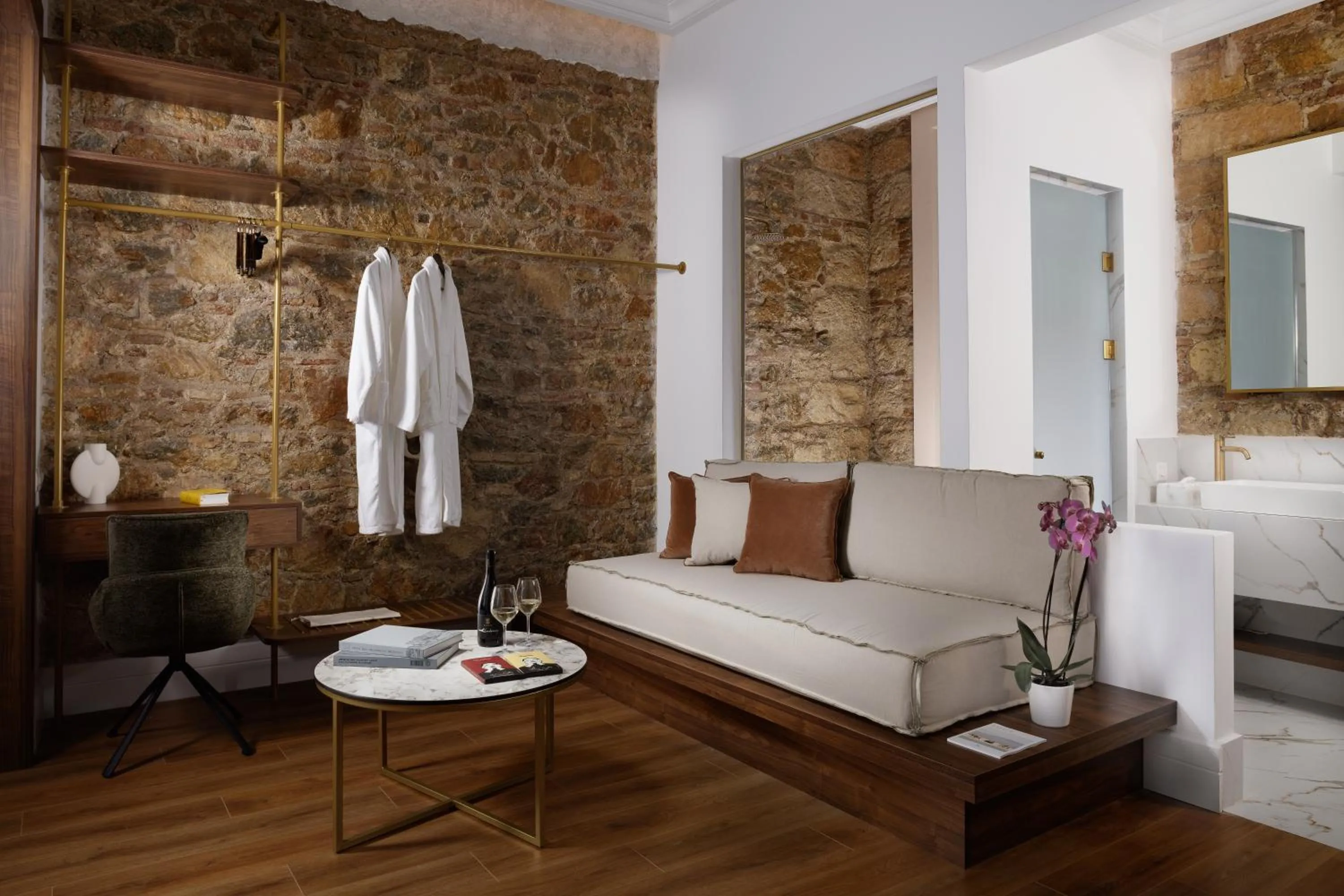 Living room, Bed in La Divina