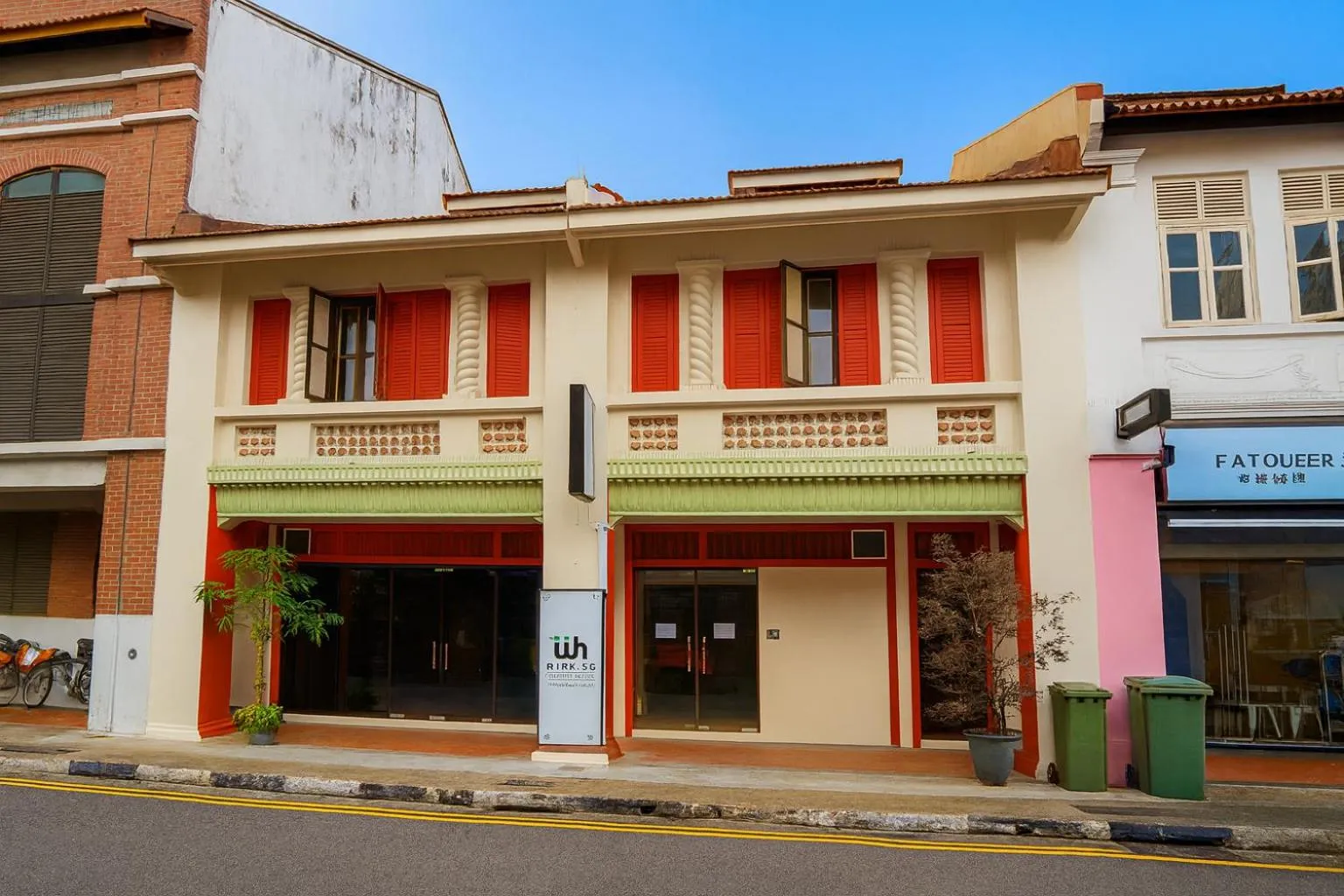 Facade/entrance in Wink at Perak Road