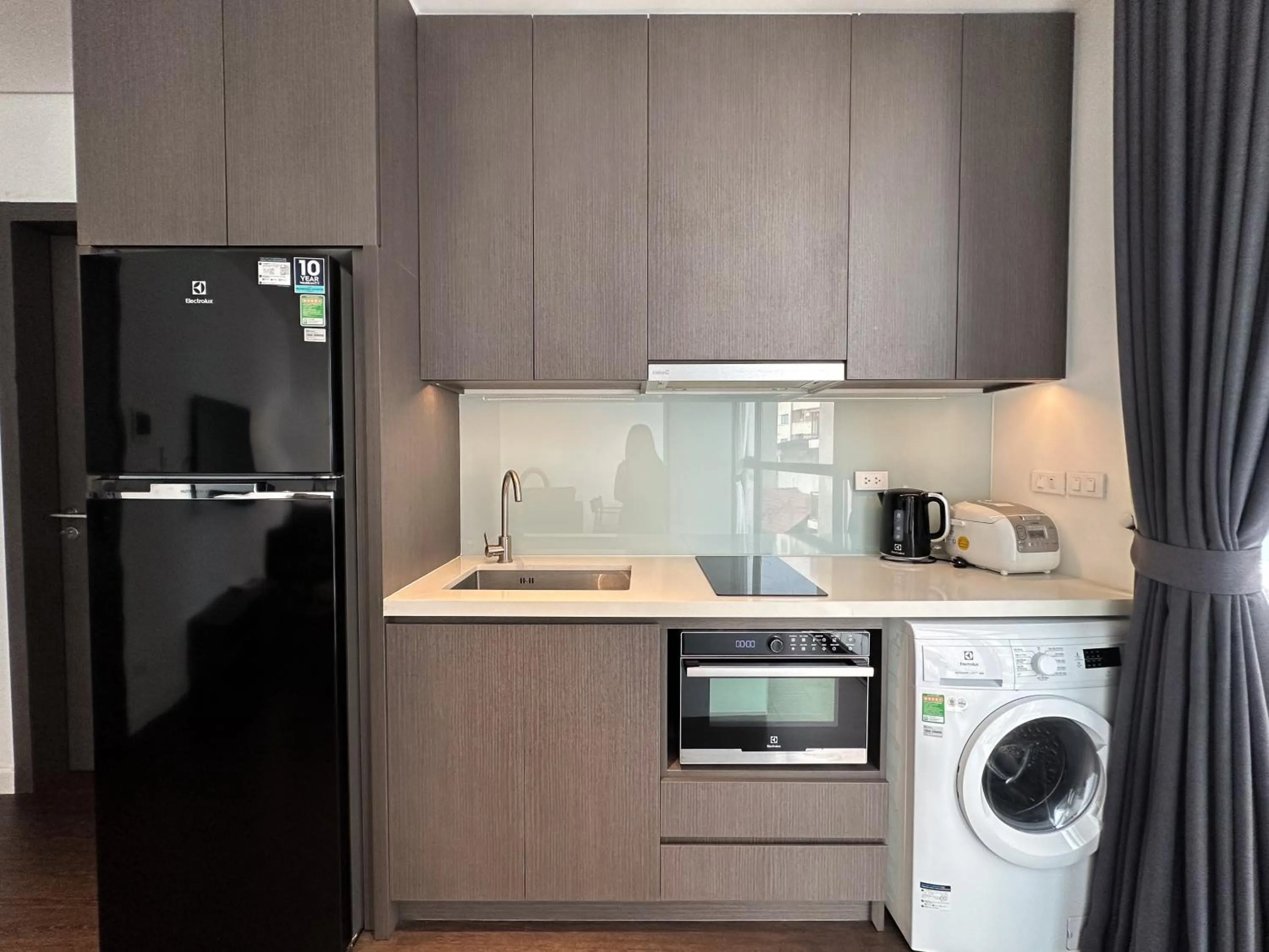 Hazuki, Modern Minimalist Apartment