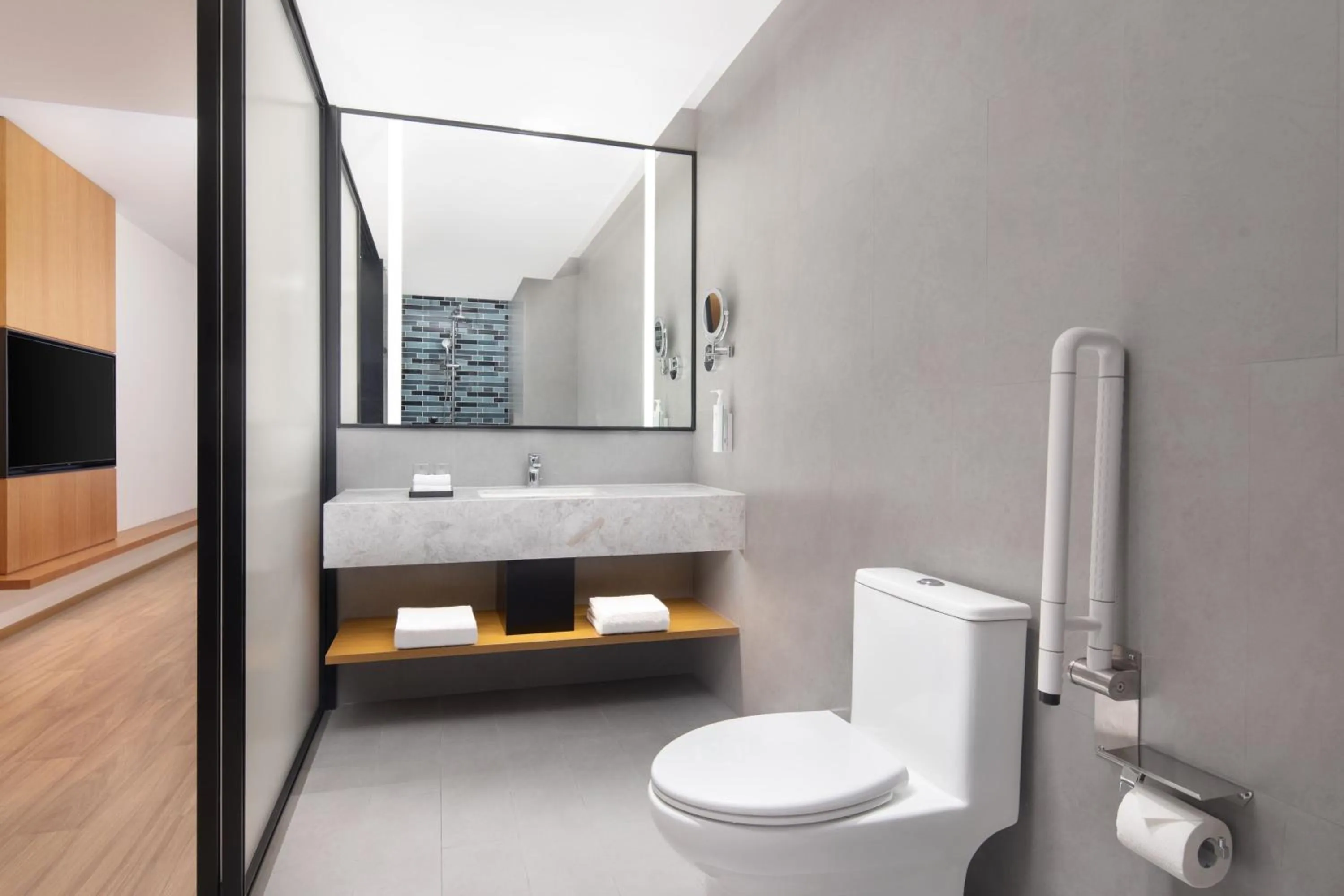 Bathroom in Fairfield by Marriott Zhuji