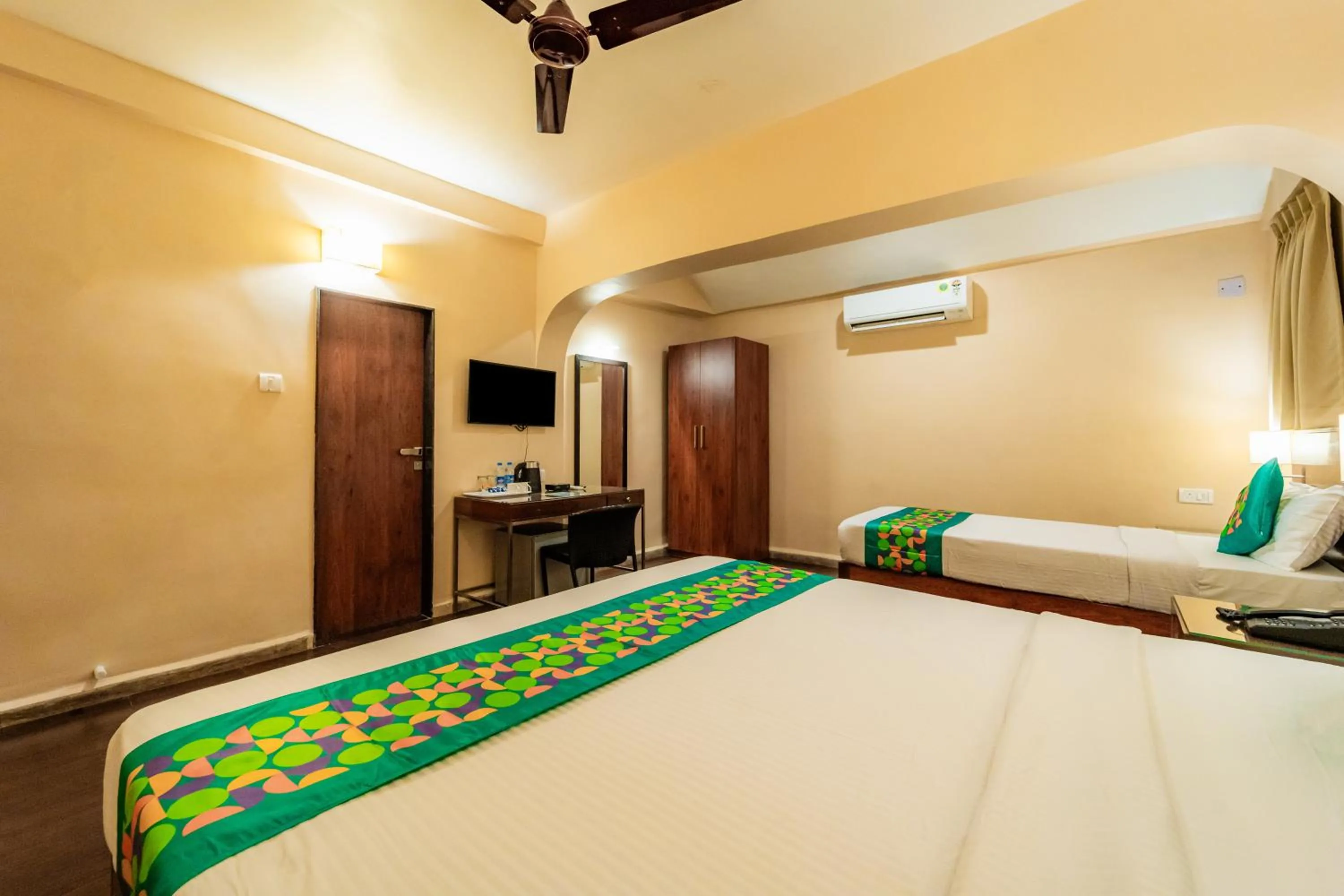 Bedroom, Bed in Treebo Sunshine Beach Resort