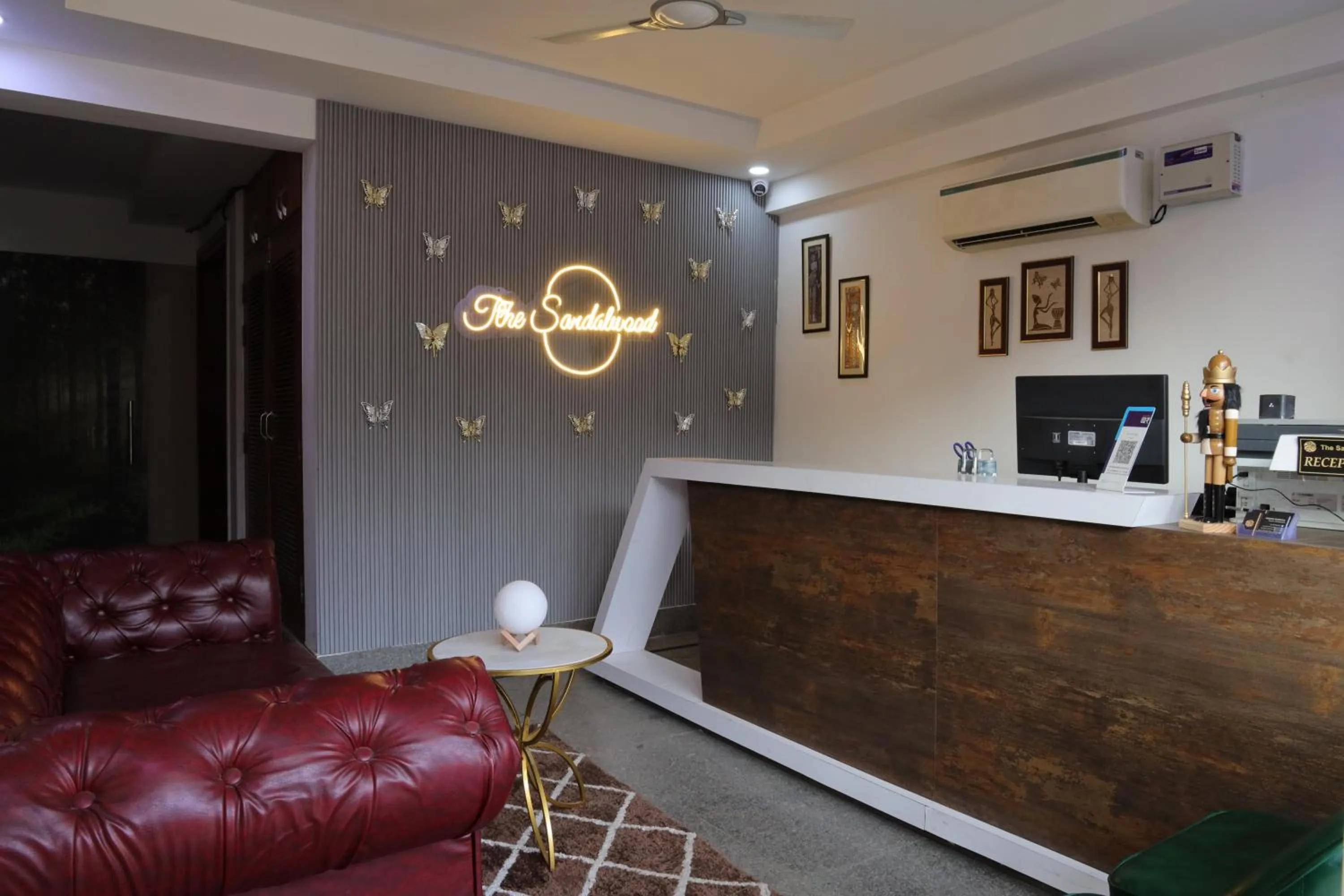 Property building in The Sandalwood Hotel I Sec-38 I Near Medanta Medicity Gurgaon