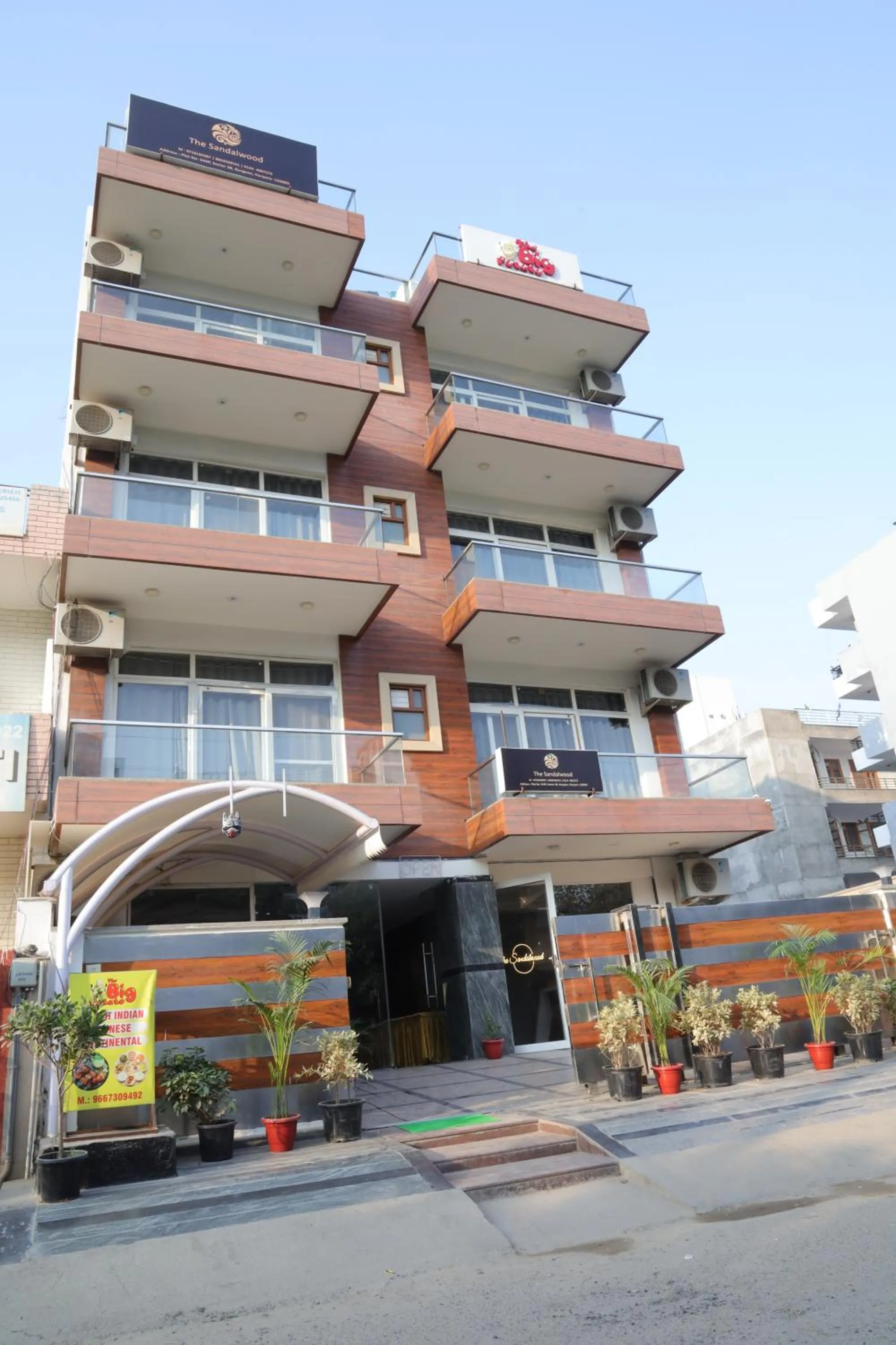 Property building in The Sandalwood Hotel I Sec-38 I Near Medanta Medicity Gurgaon