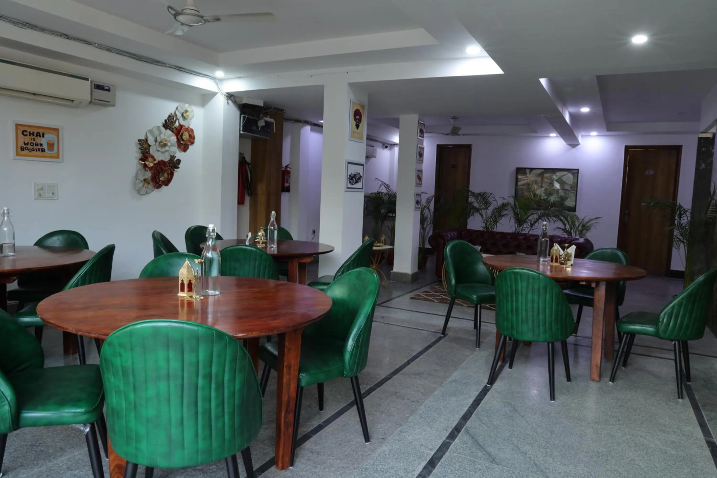 Restaurant/places to eat in The Sandalwood Hotel I Sec-38 I Near Medanta Medicity Gurgaon