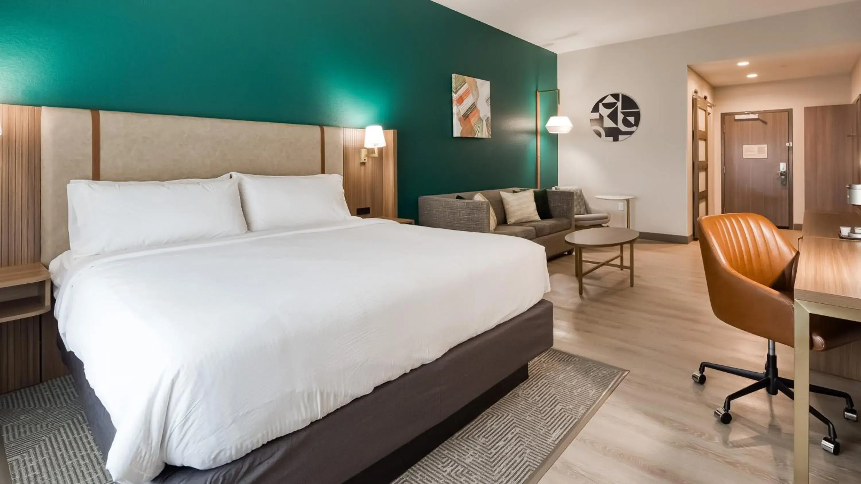 Premium King Room - Communication Accessible in Holiday Inn Nashville Airport by IHG Premium King Room - Communication Accessible in Holiday Inn Nashville Airport by IHG