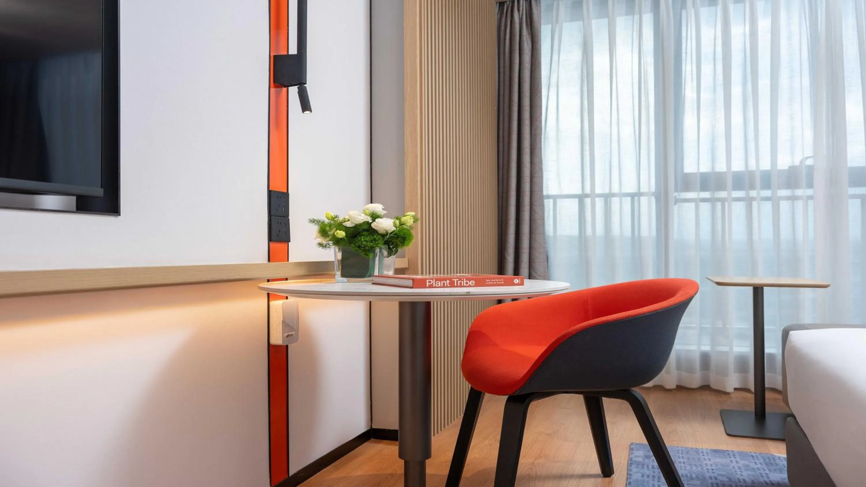 Photo of the whole room in Holiday Inn Express Guiyang Airport, an IHG Hotel