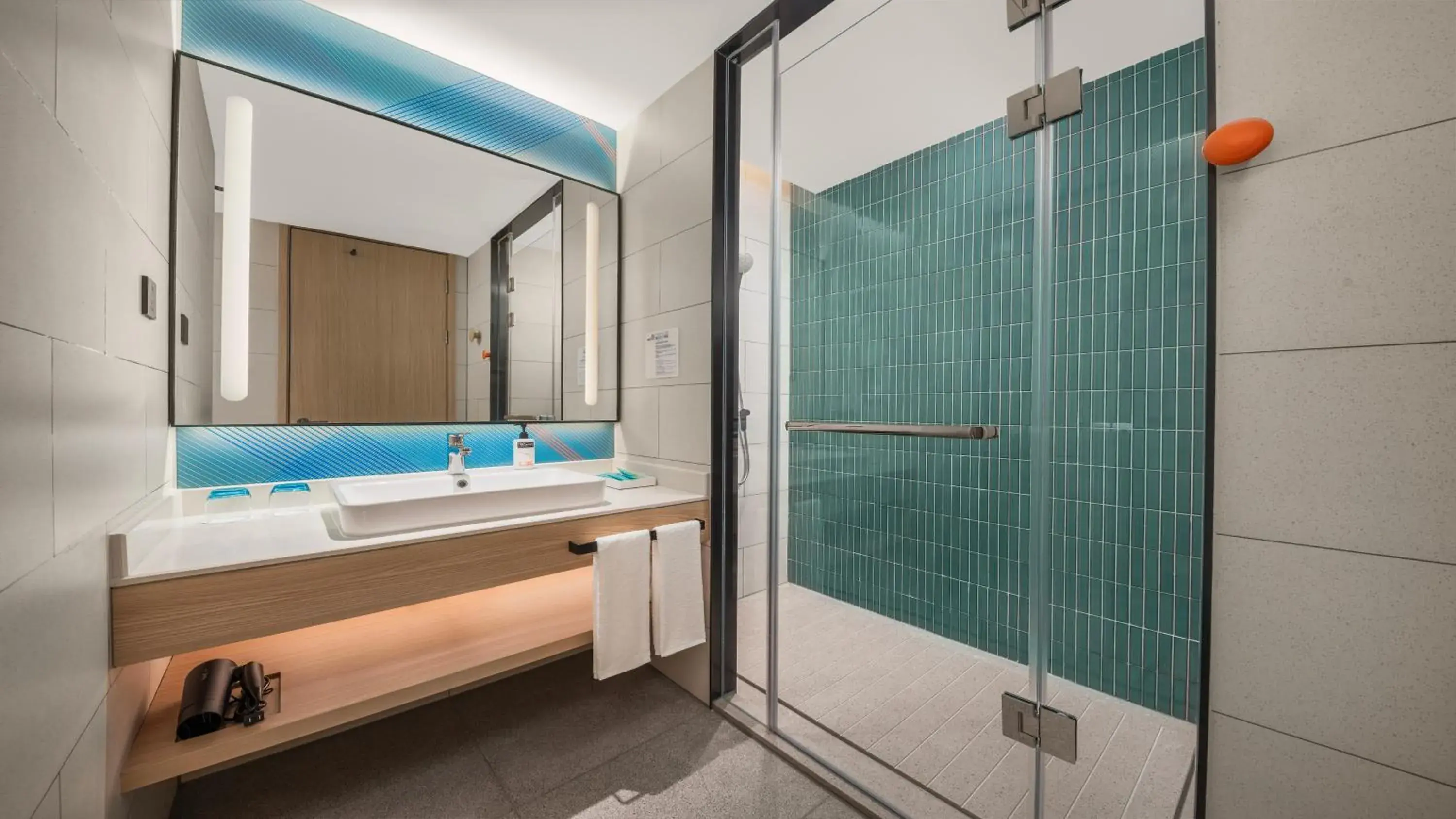 Standard Room in Holiday Inn Express Guiyang Airport, an IHG Hotel Standard Room in Holiday Inn Express Guiyang Airport, an IHG Hotel