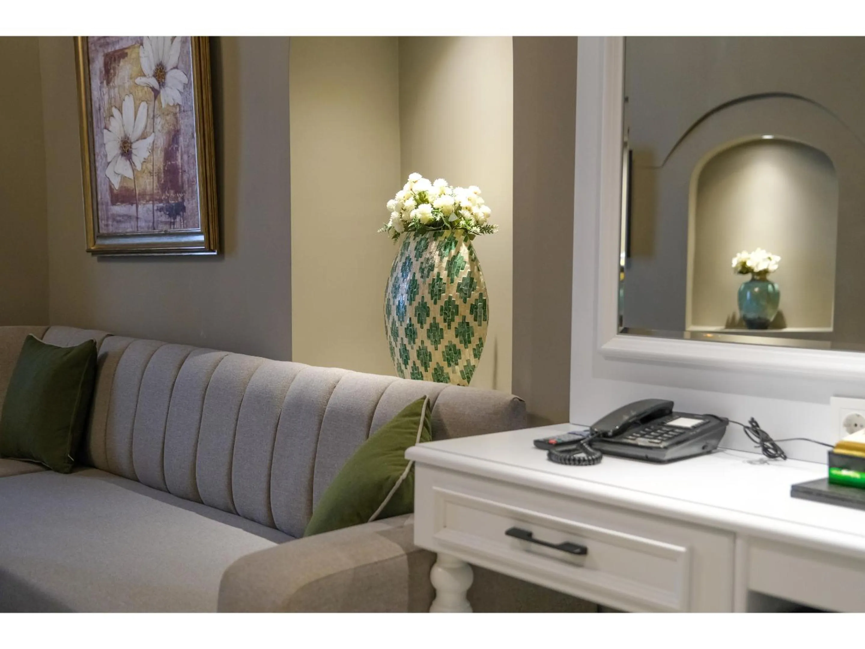 Seating area in Palazzo Suit Karaköy