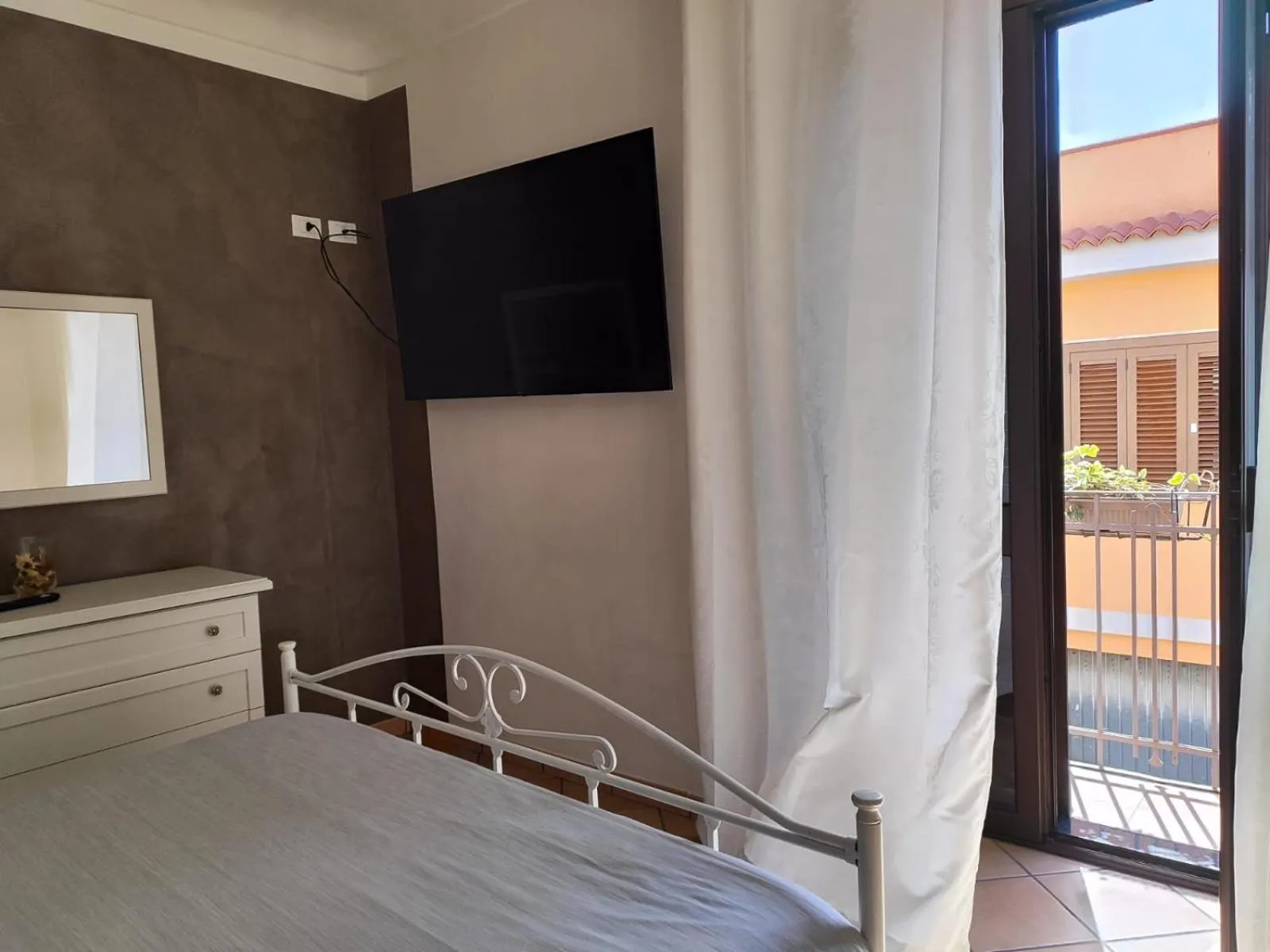 Bed in Bed and Breakfast Alberini