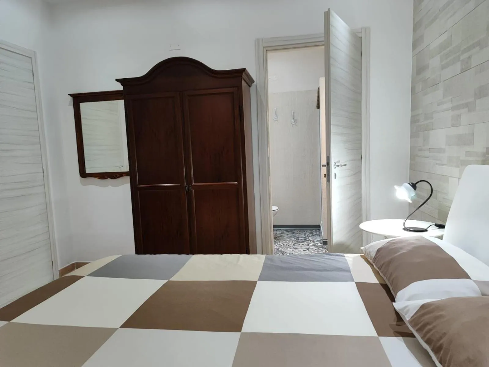 Bed in Bed and Breakfast Alberini