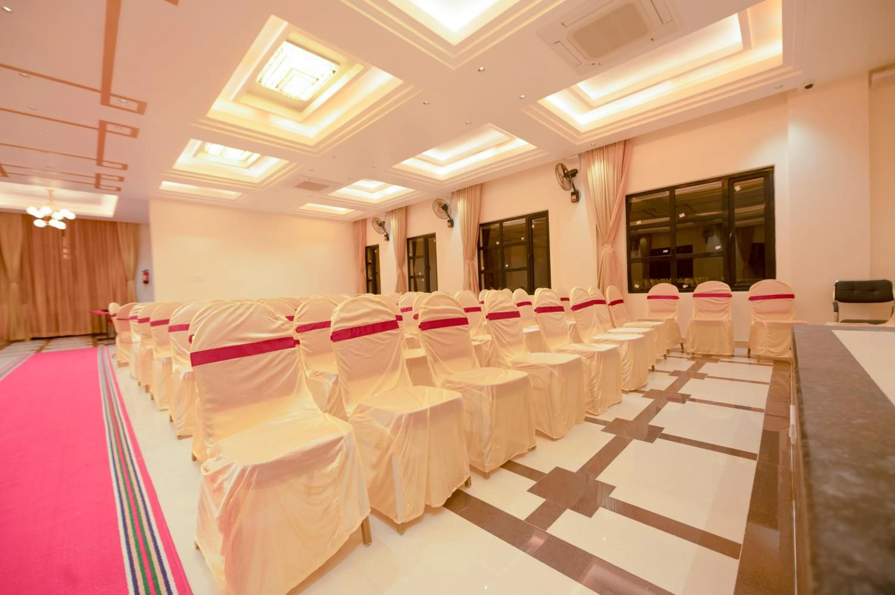 Banquet/Function facilities in Hotel Merrytale