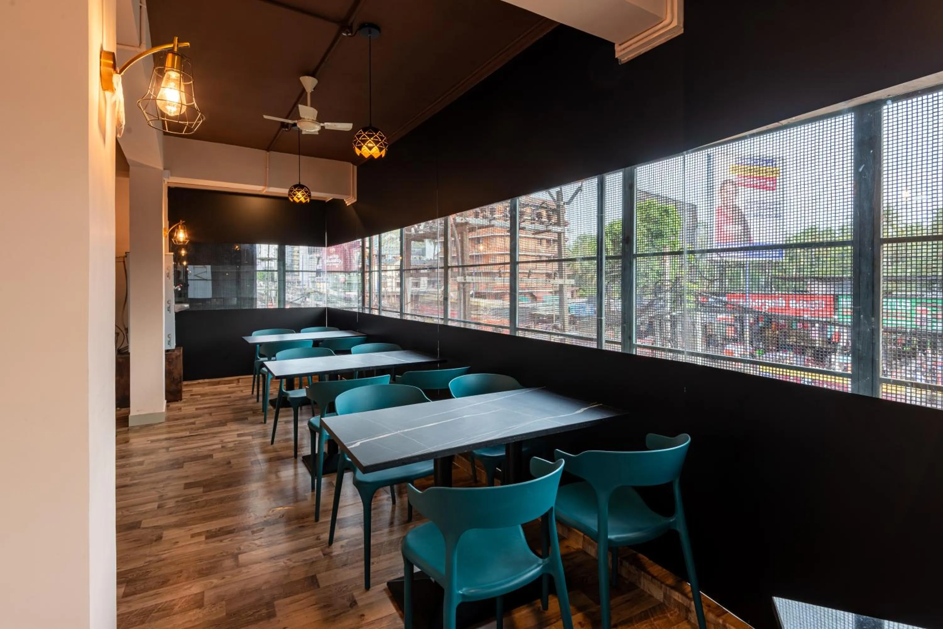 Restaurant/places to eat in Hotel Stay Bella Kozhikode