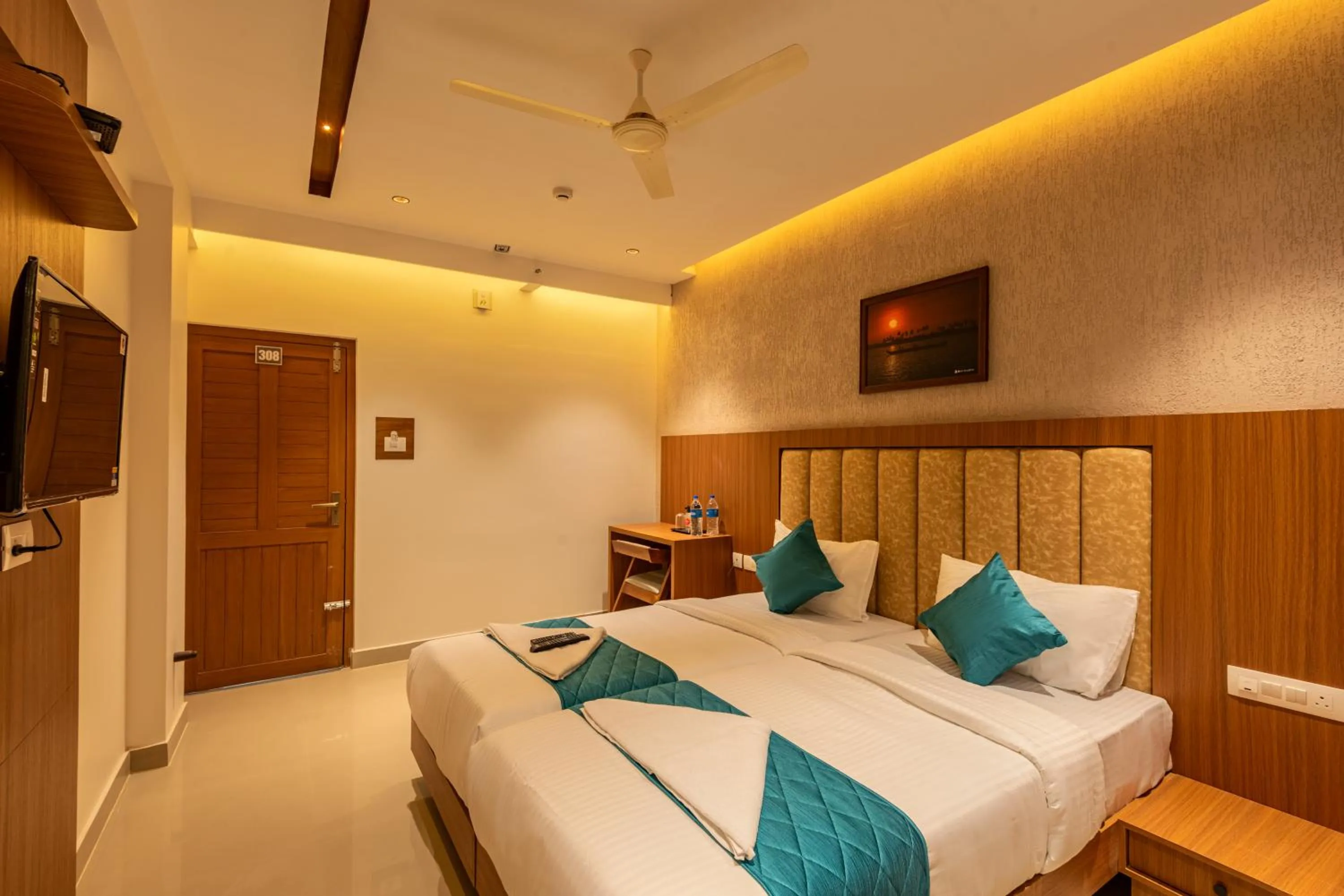 Bedroom, Bed in Hotel Stay Bella Kozhikode