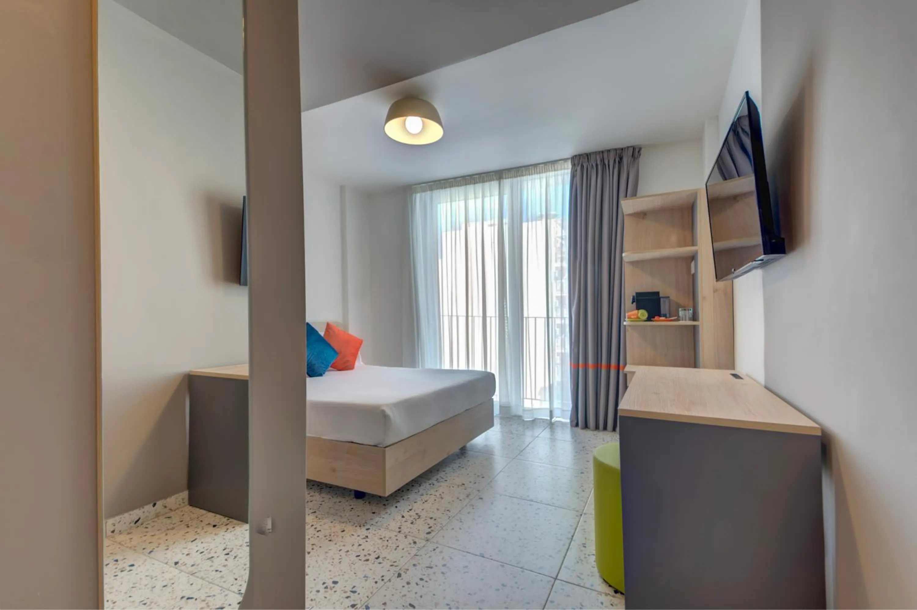 TV and multimedia in QUADRO Hotel