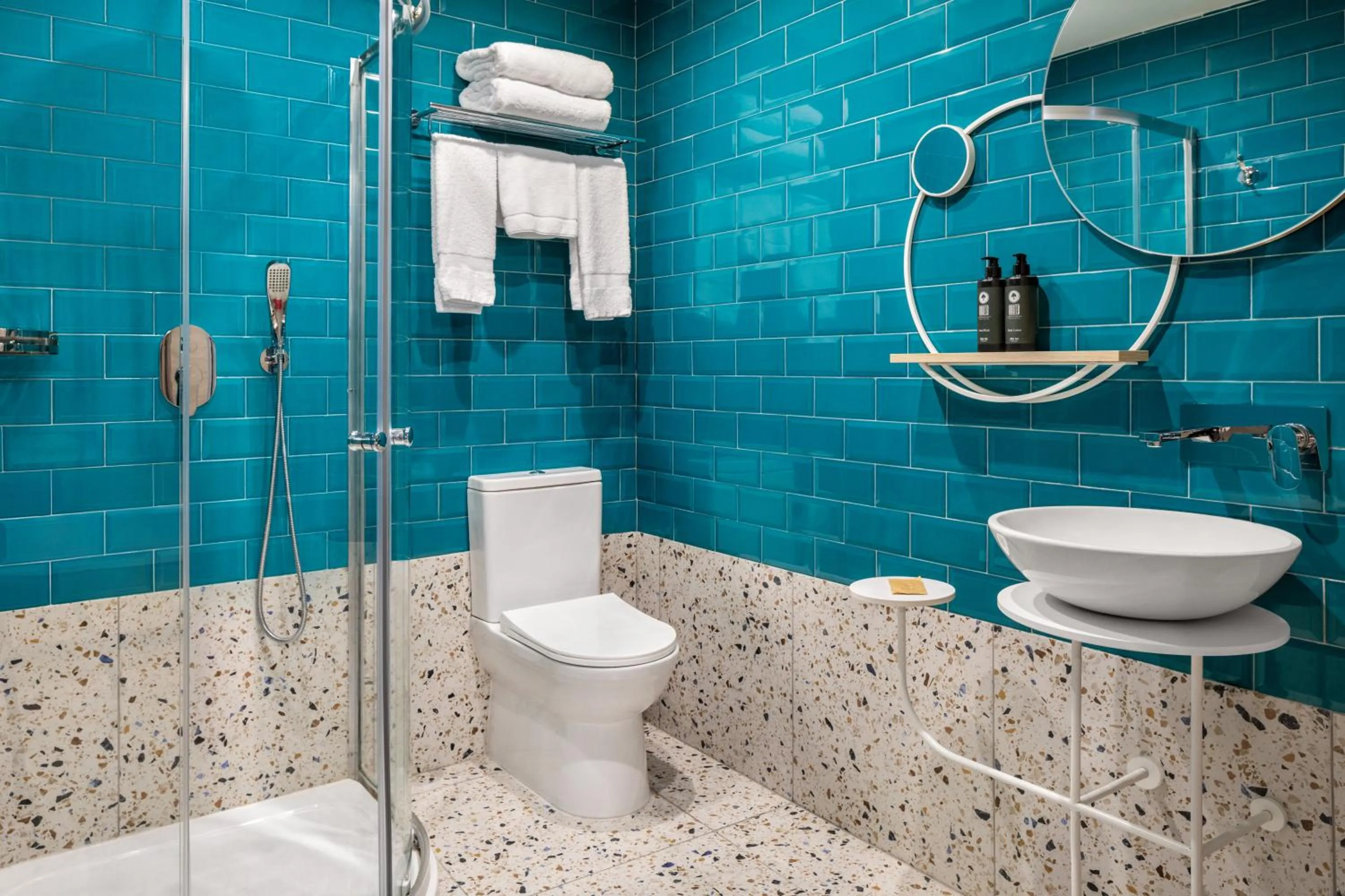 Bathroom in QUADRO Hotel