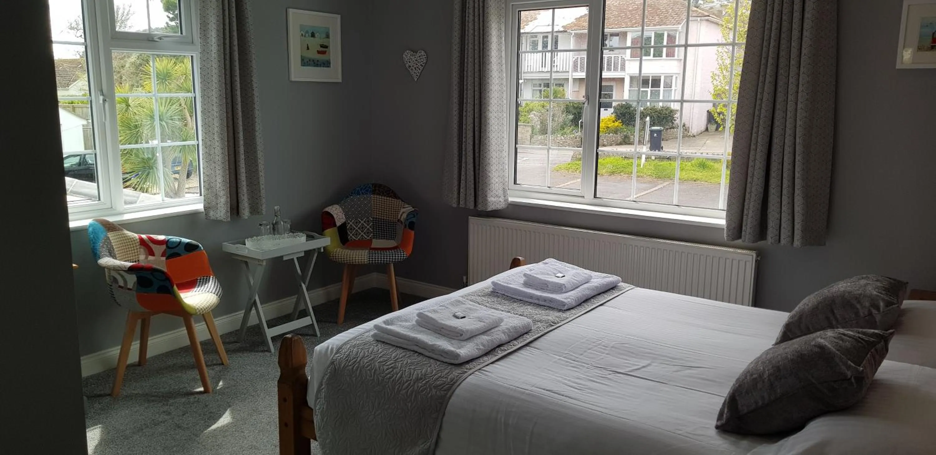 Bedroom, Bed in Hensleigh House