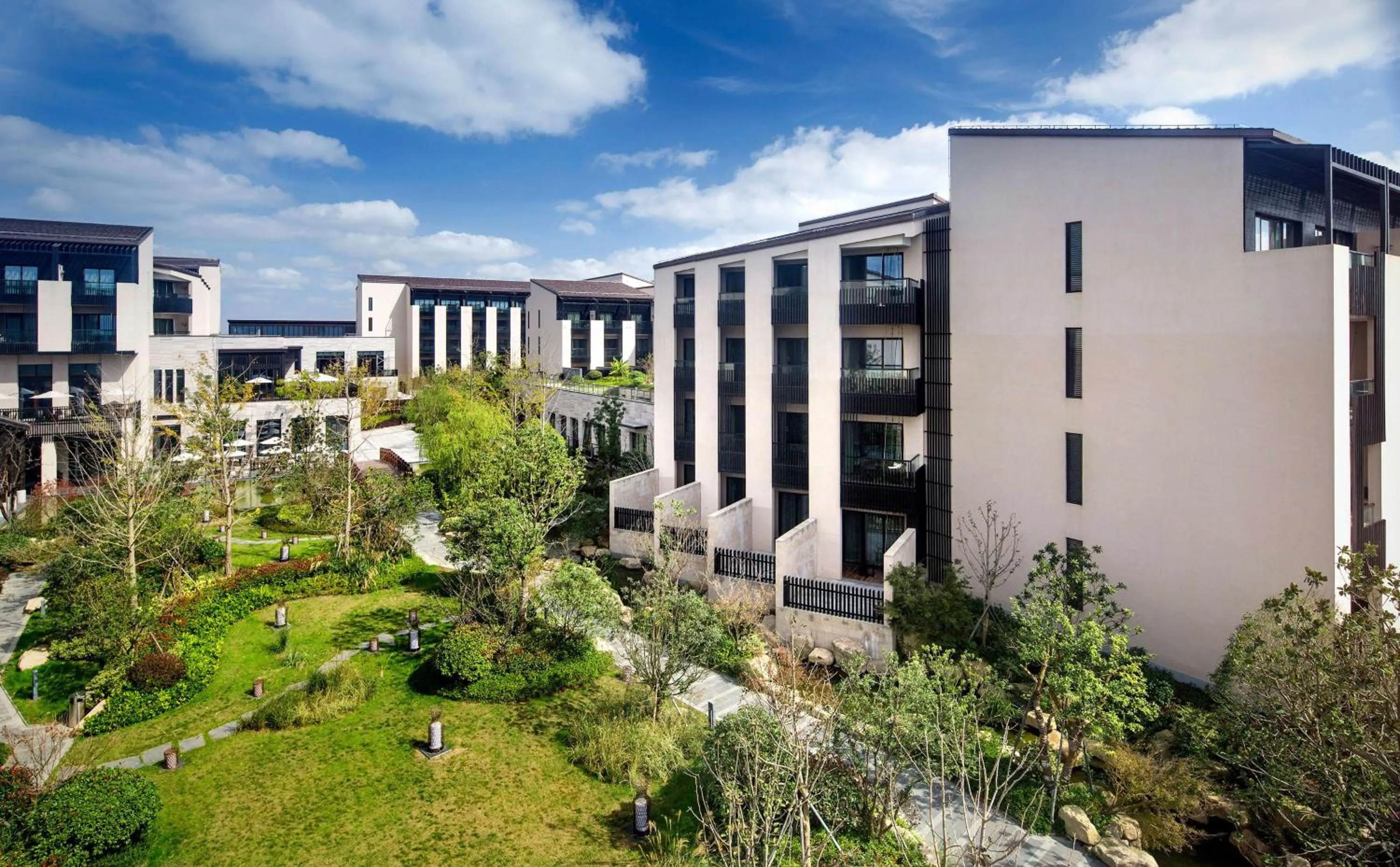 Property building in Hyatt Regency Chongming