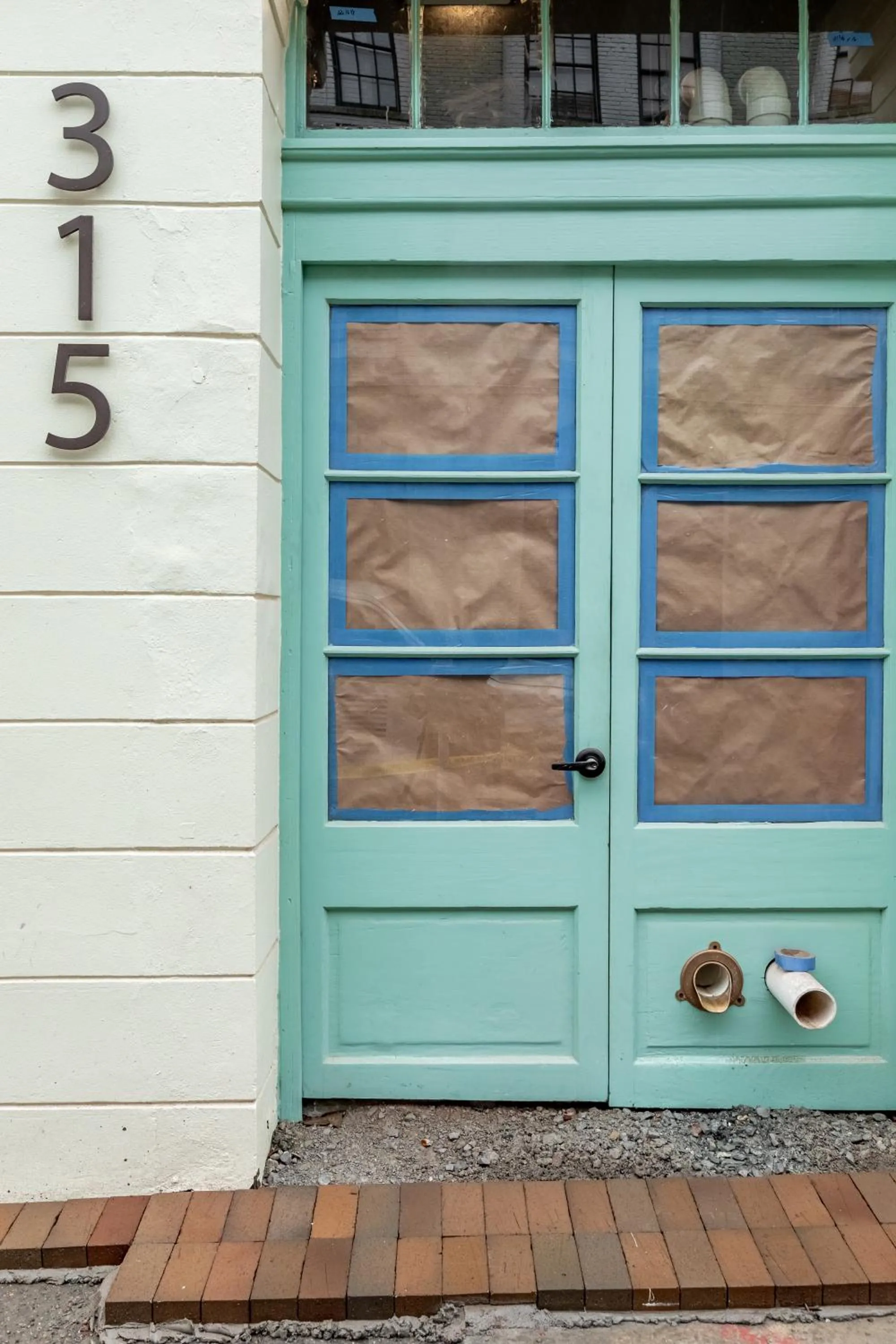 Facade/entrance in Ironworks Building