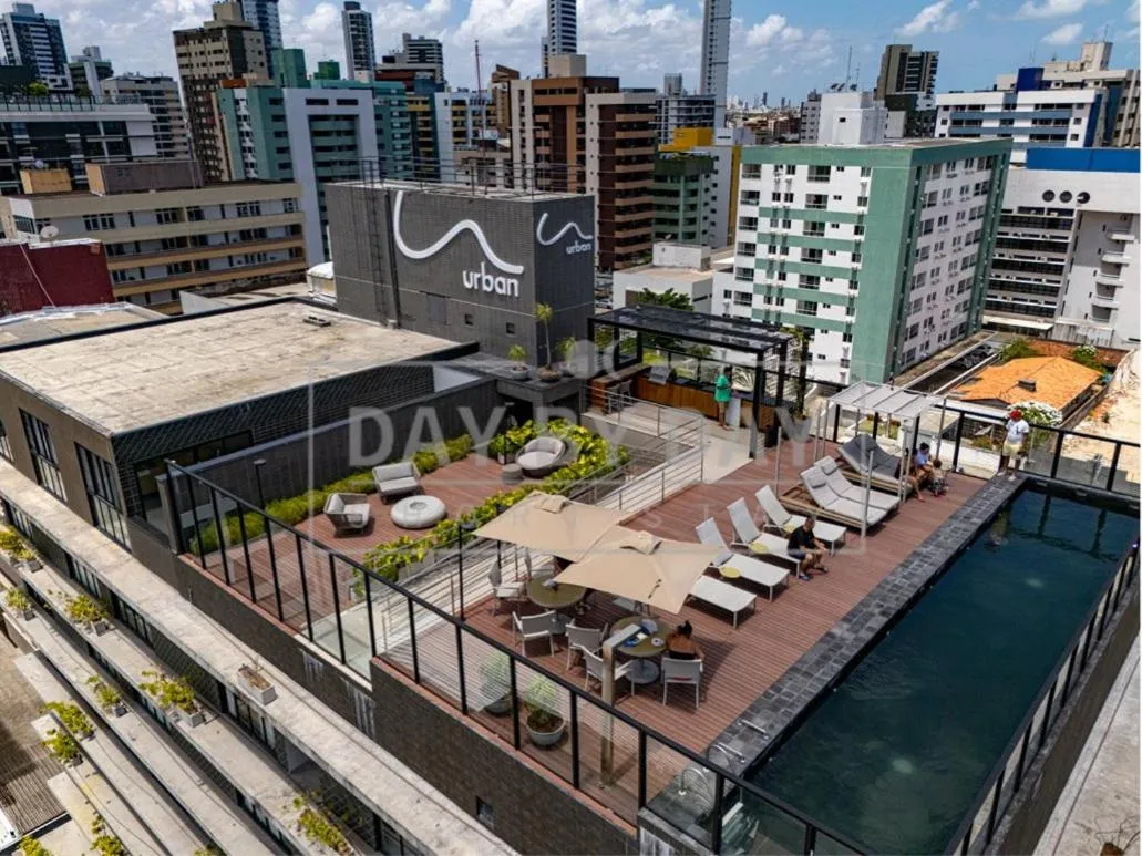 Urban 750 by Day by Day