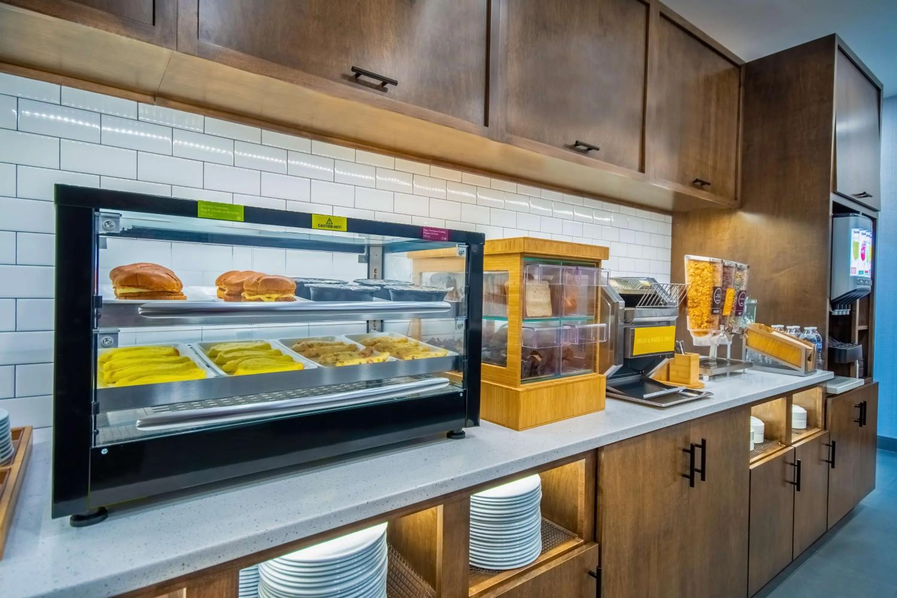 Breakfast in Home2 Suites By Hilton West Chester Cincinnati